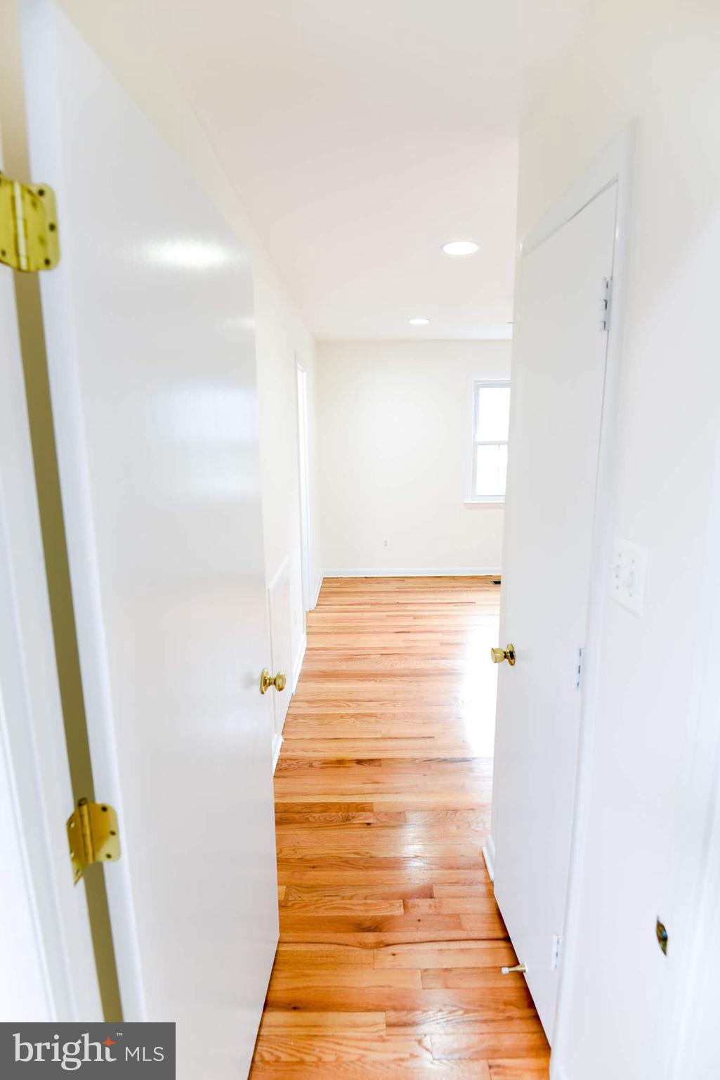 BROOKFIELD - Residential