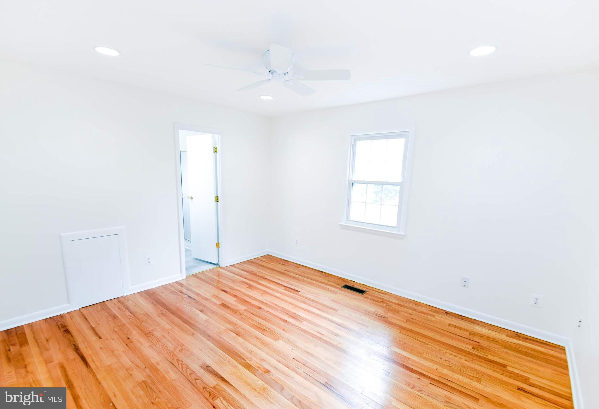 BROOKFIELD - Residential