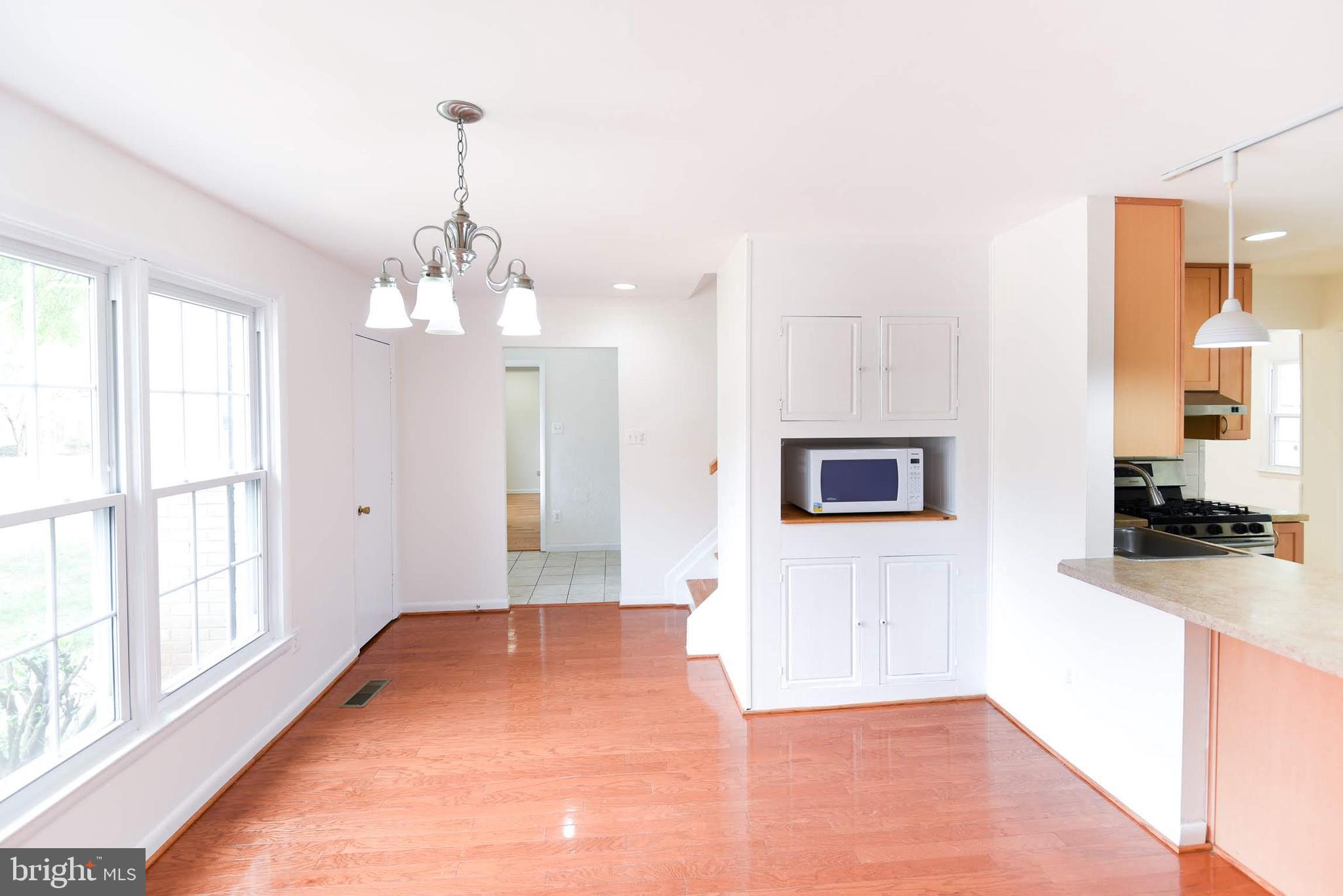 BROOKFIELD - Residential