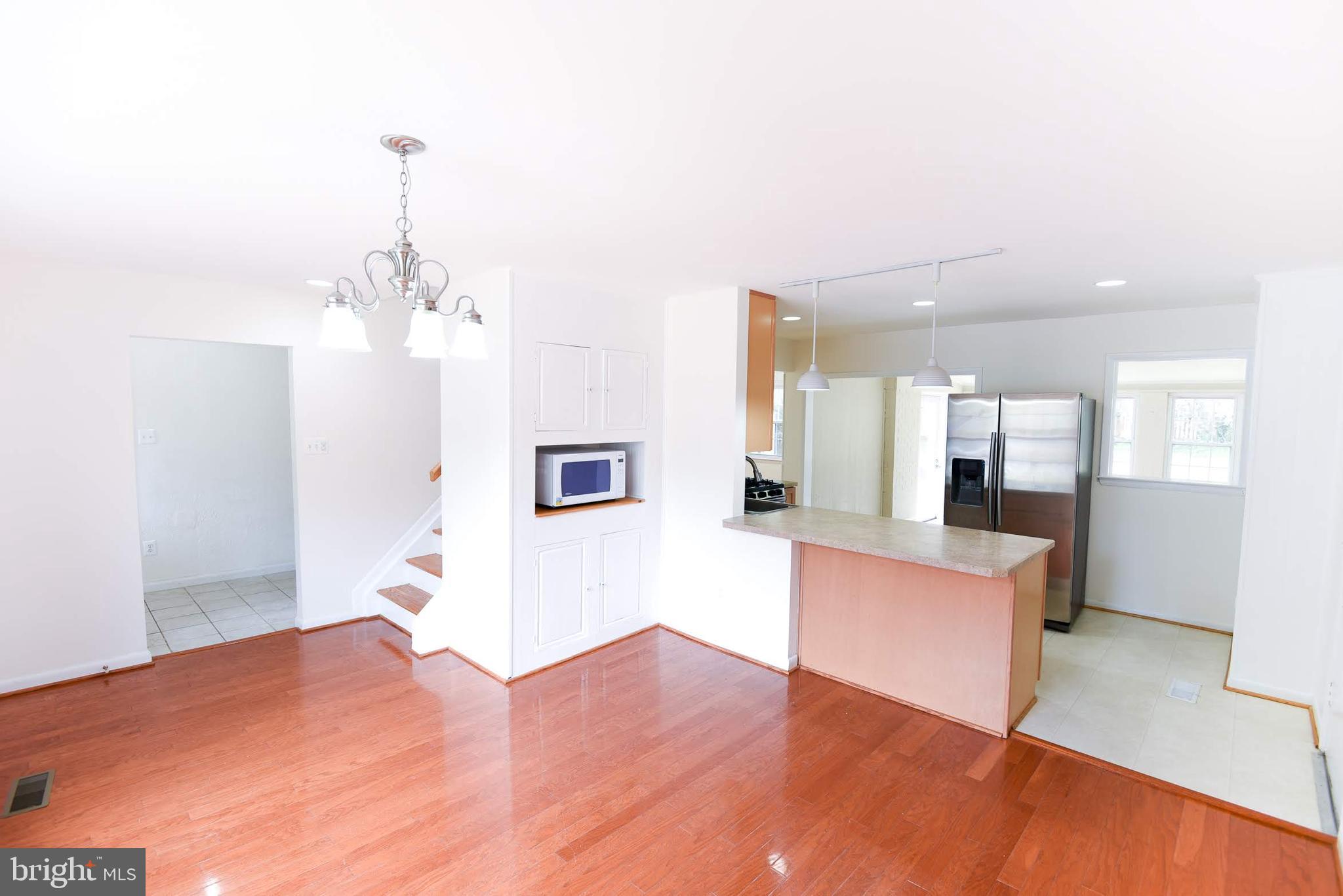 BROOKFIELD - Residential