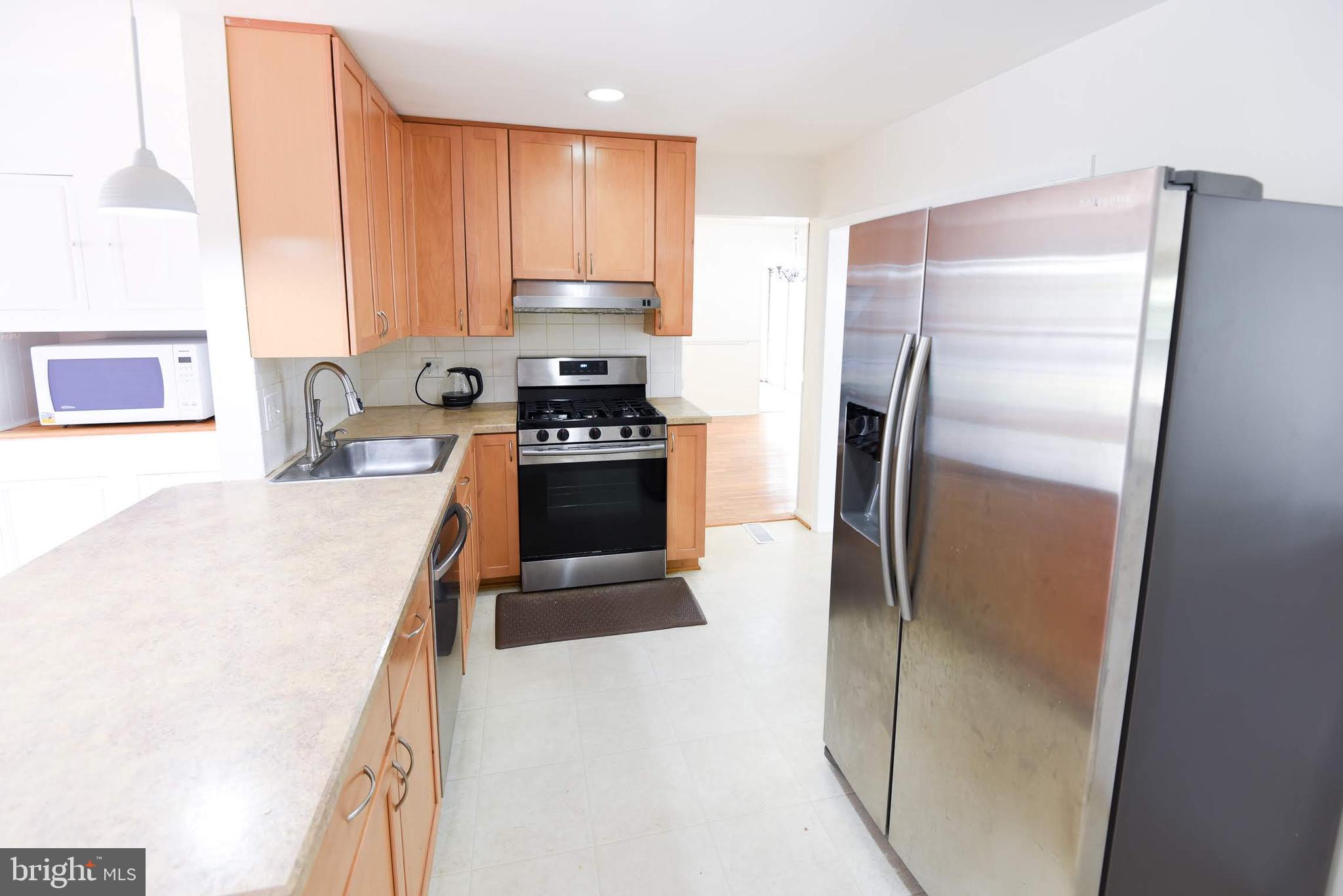 BROOKFIELD - Residential