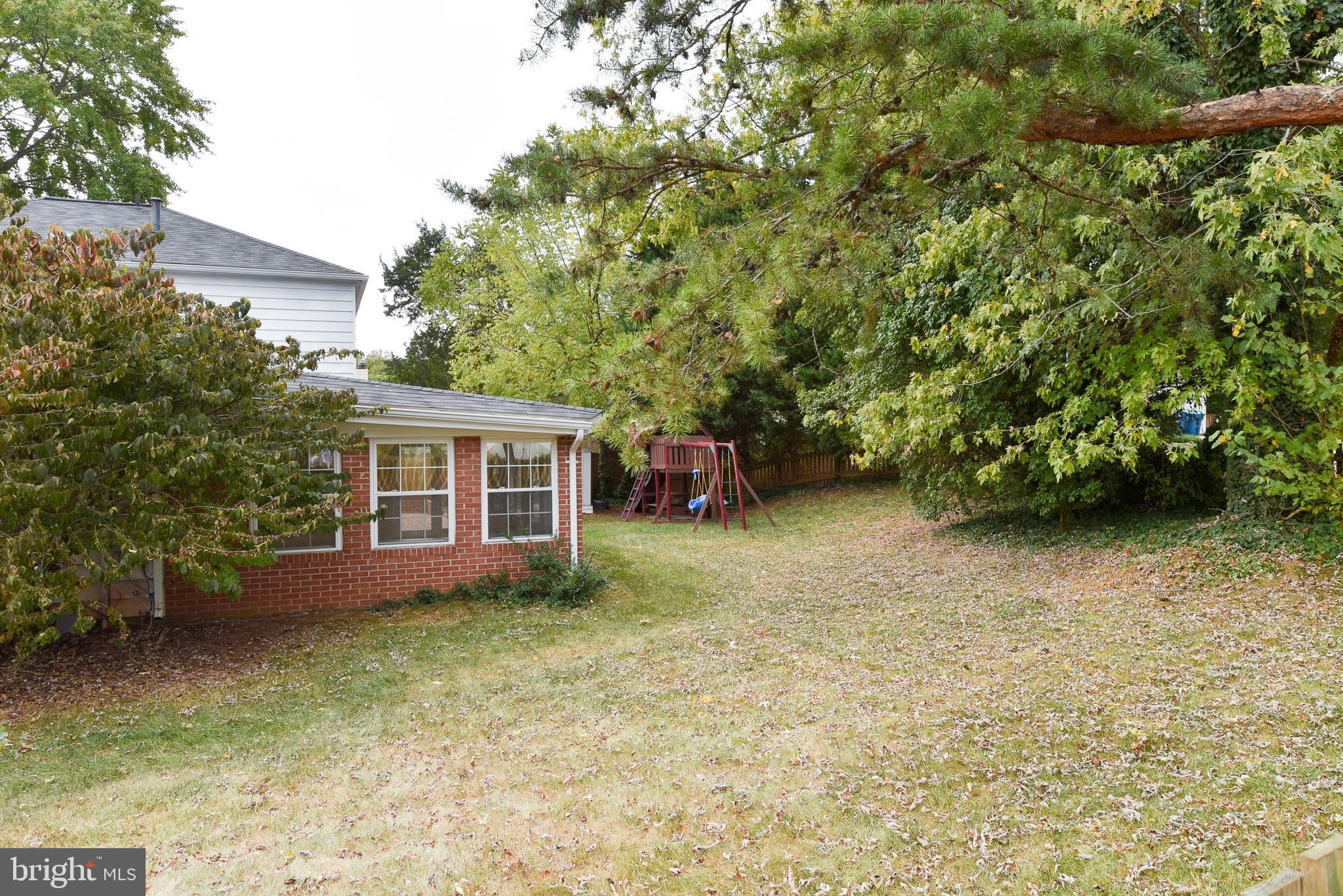 BROOKFIELD - Residential