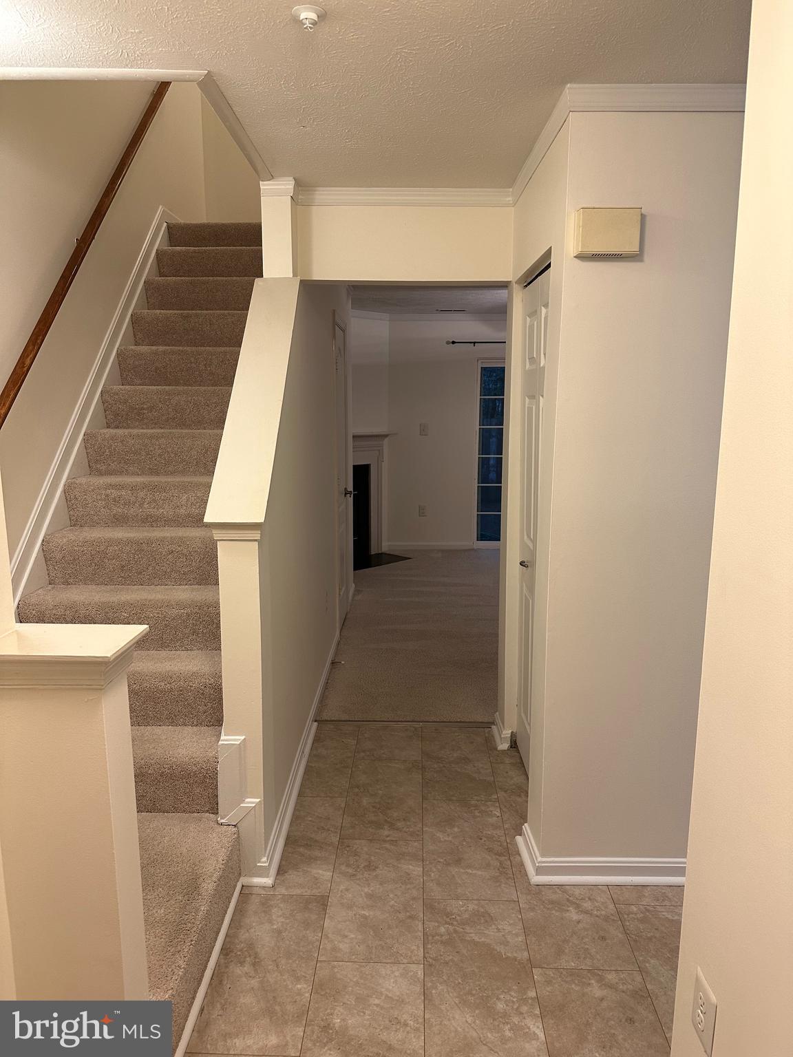 LAUREL GLEN - Residential Lease