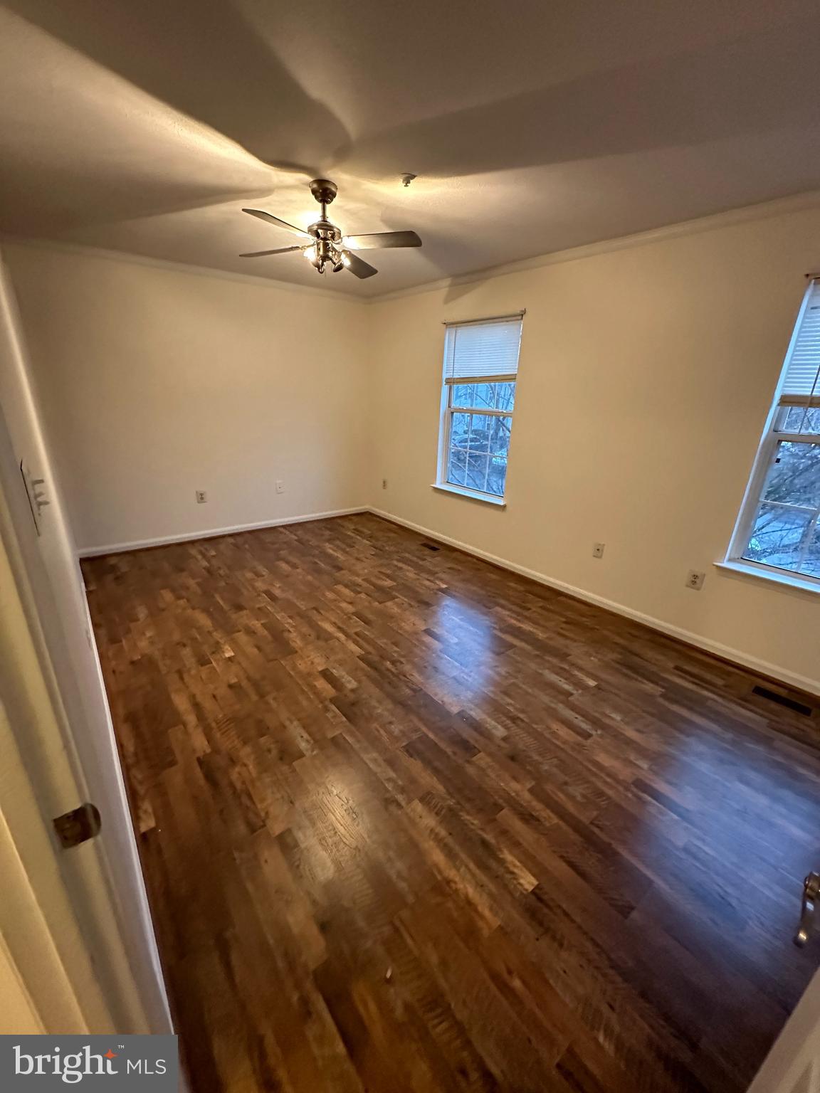 LAUREL GLEN - Residential Lease