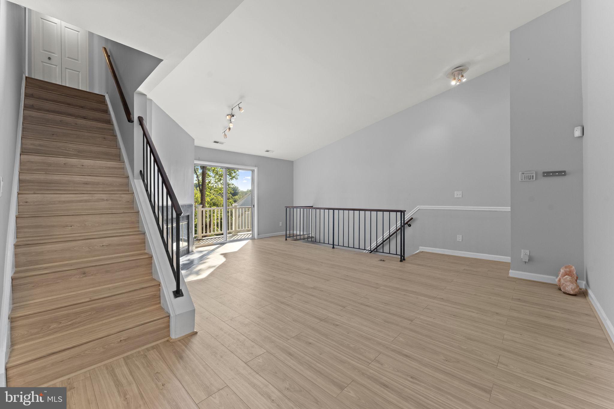 GREENFIELDS - Residential