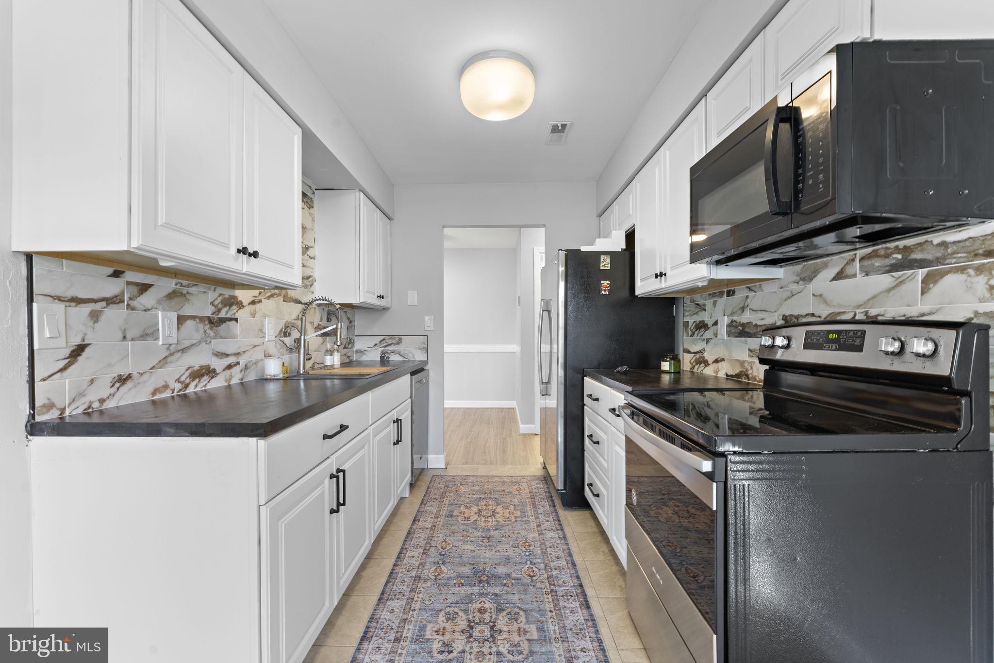 GREENFIELDS - Residential