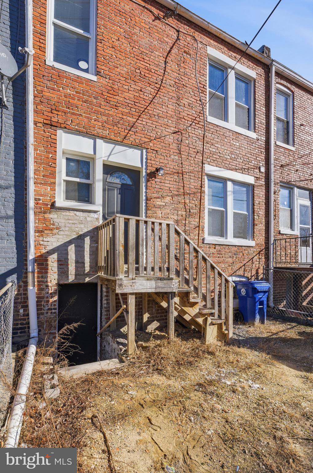 SAINT JOSEPHS - Residential