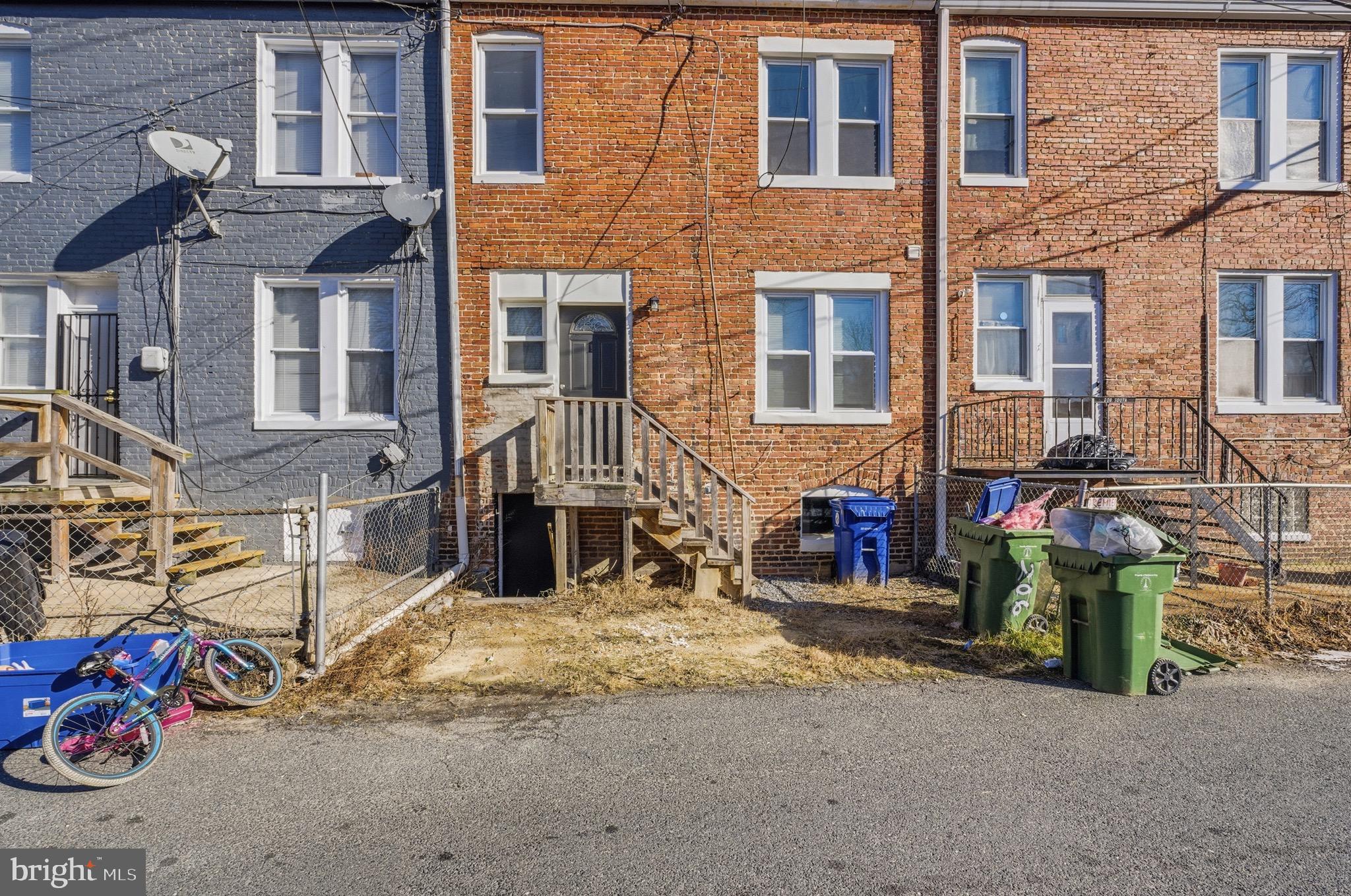 SAINT JOSEPHS - Residential