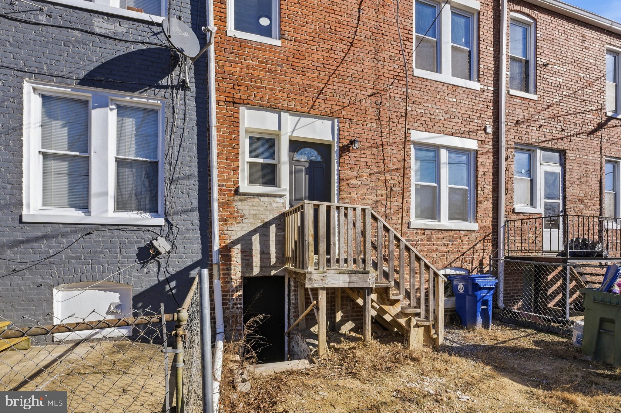 SAINT JOSEPHS - Residential