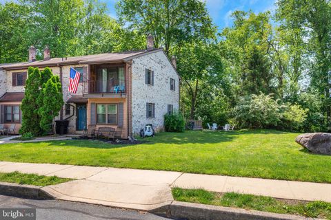 218 BISHOP DRIVE ASTON PA 19014