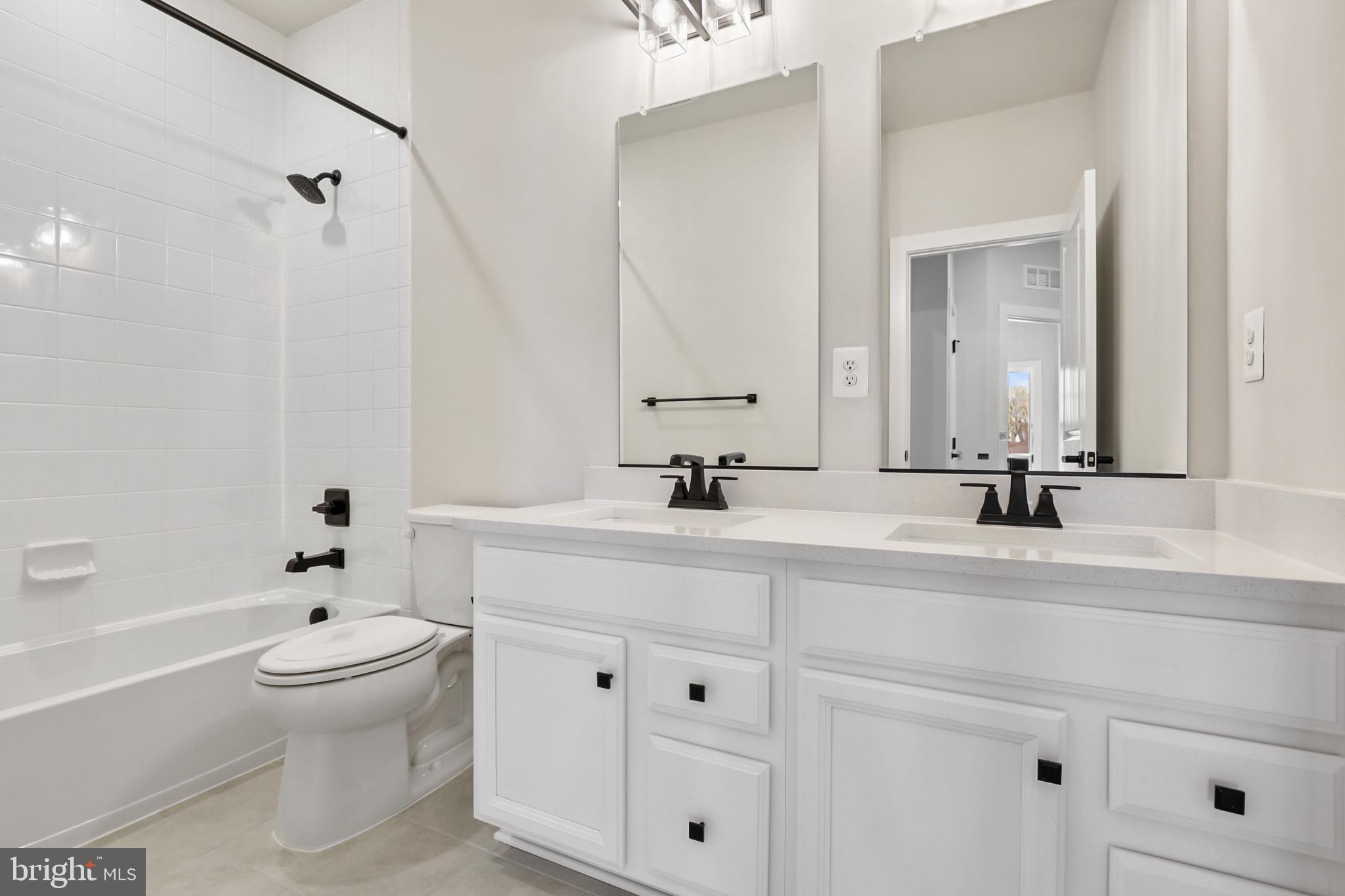 GREENLEIGH AT CROSSROADS - Residential