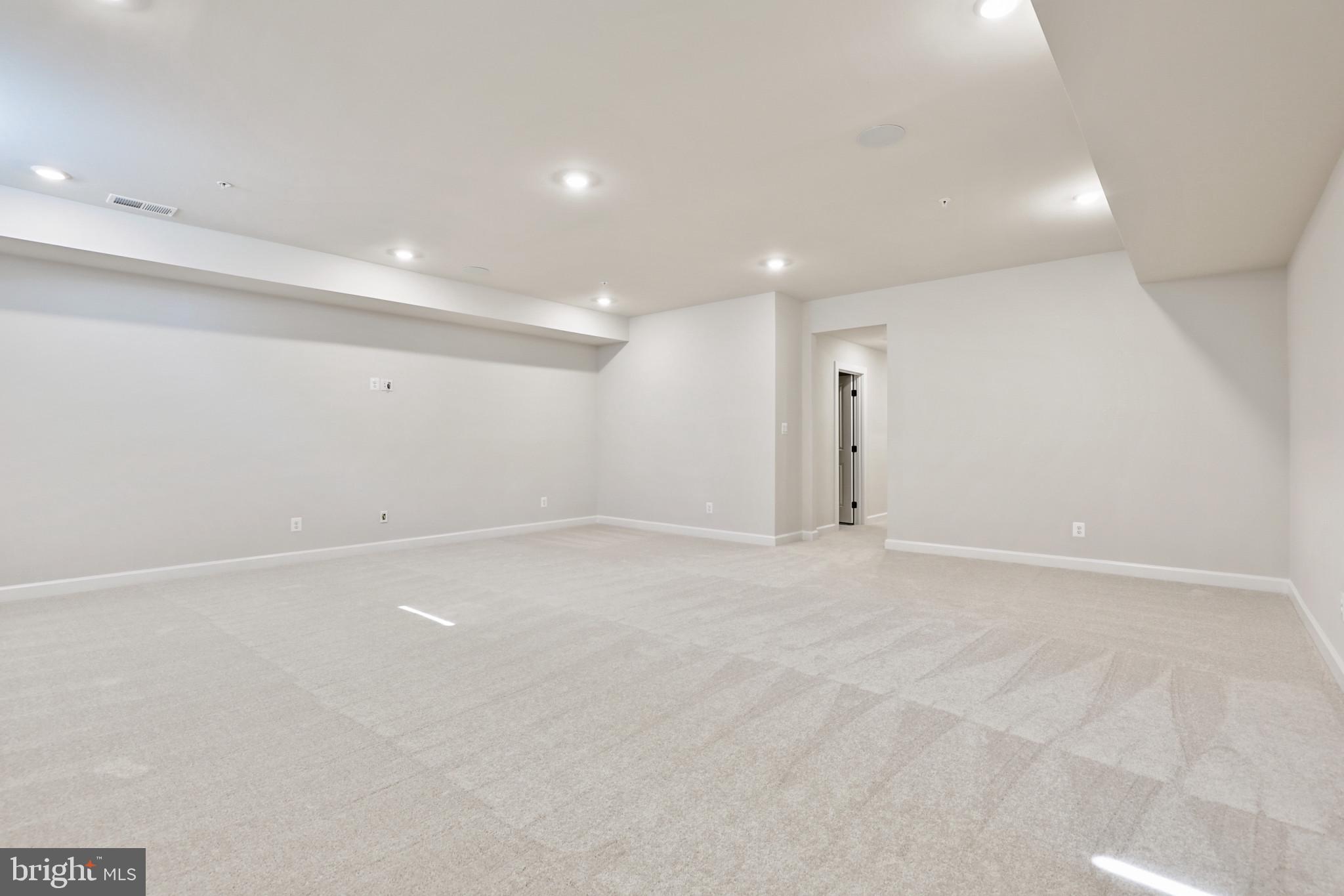 GREENLEIGH AT CROSSROADS - Residential