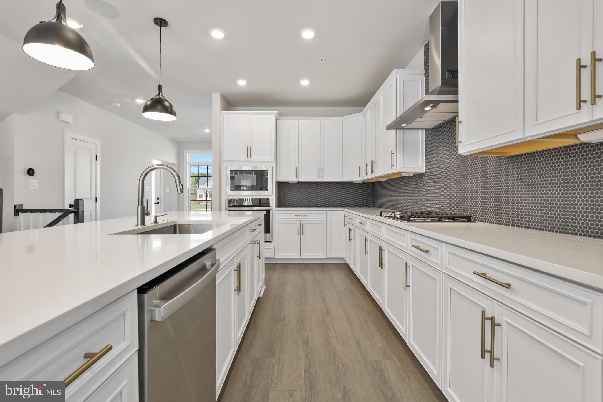 GREENLEIGH AT CROSSROADS - Residential