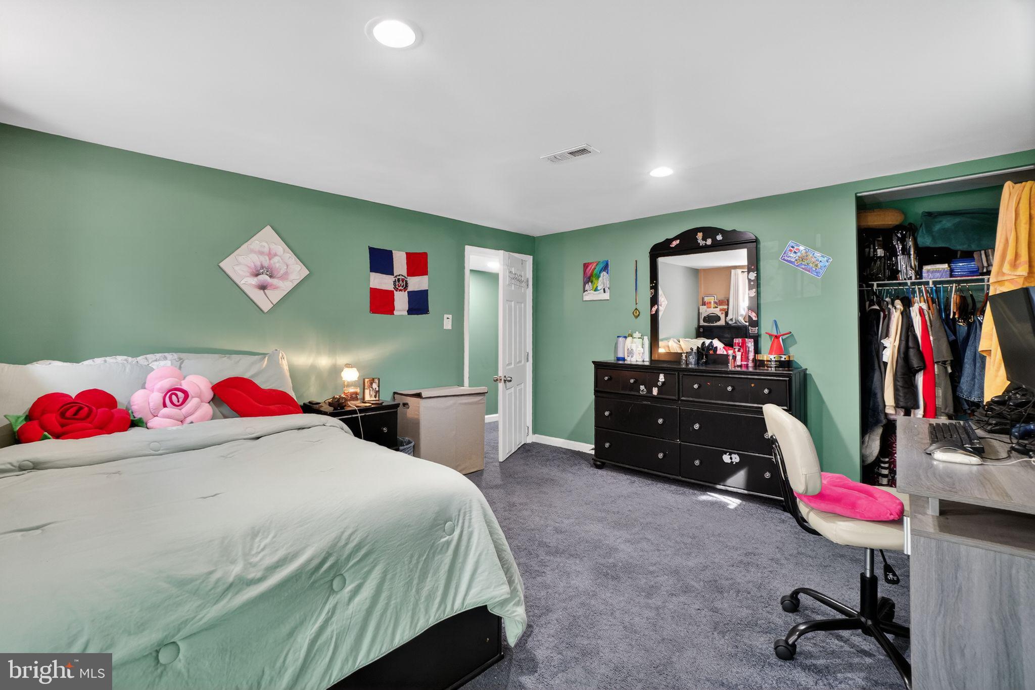 ST BARNABAS VILLAGE - Residential