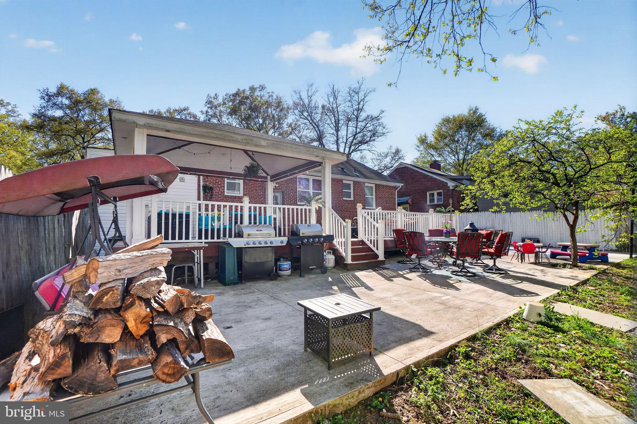 ST BARNABAS VILLAGE - Residential