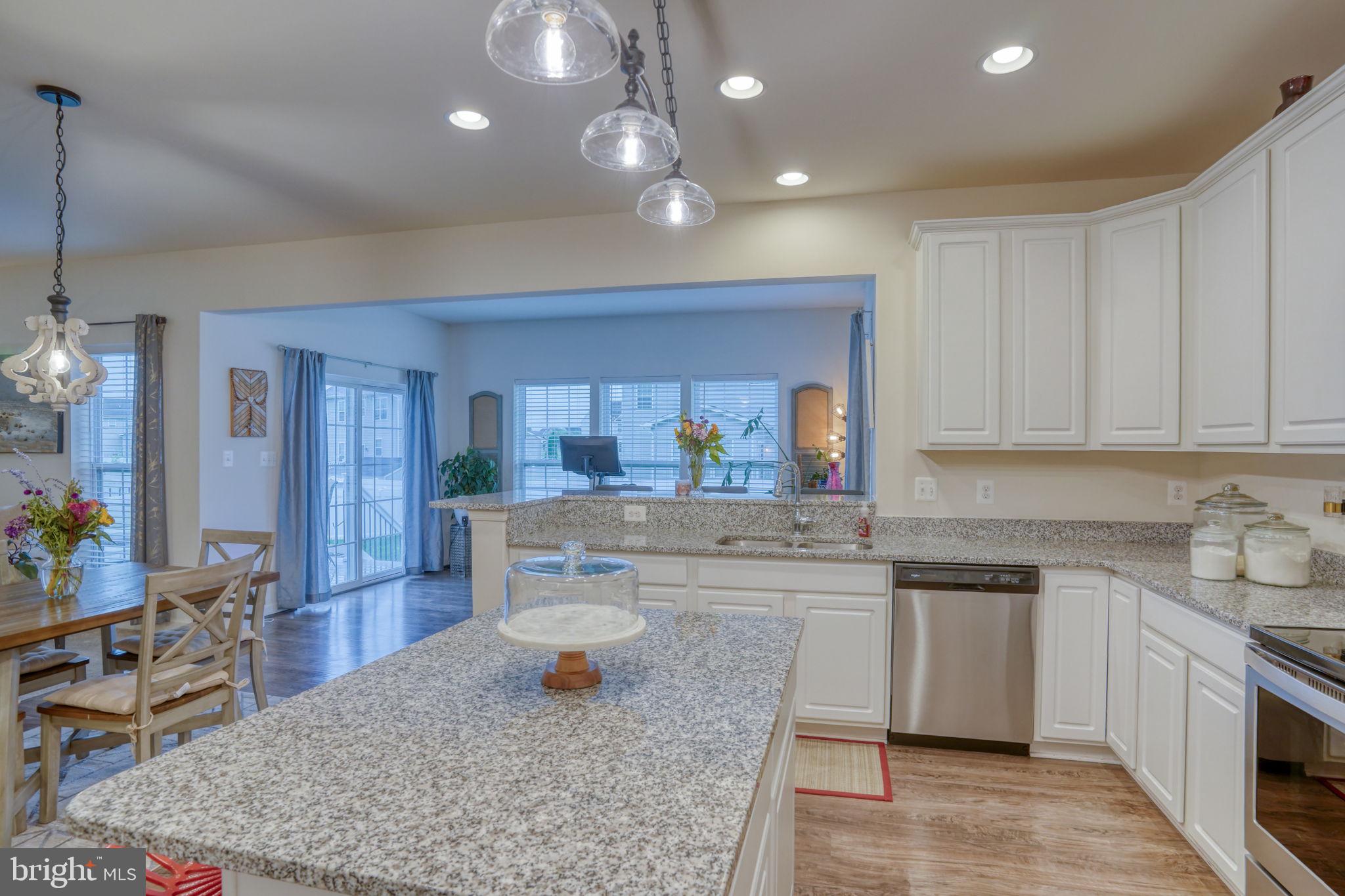 OLDE FIELD VILLAGE - Residential