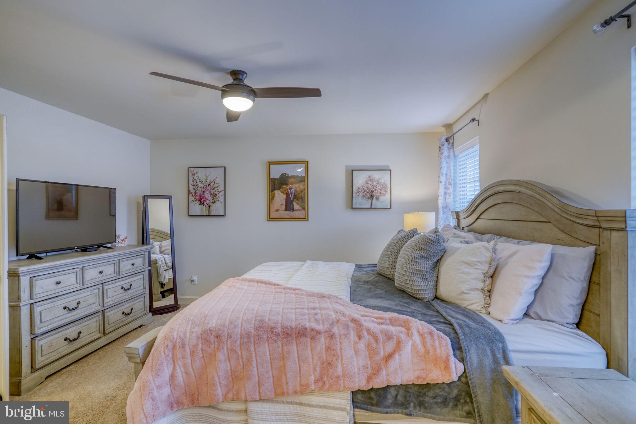 OLDE FIELD VILLAGE - Residential