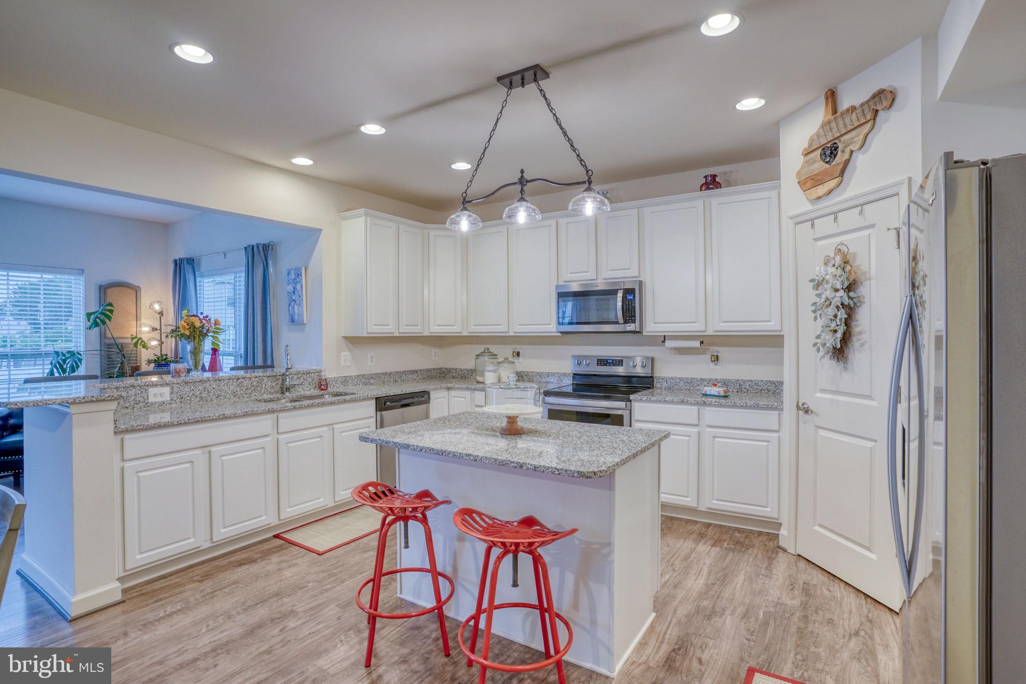 OLDE FIELD VILLAGE - Residential