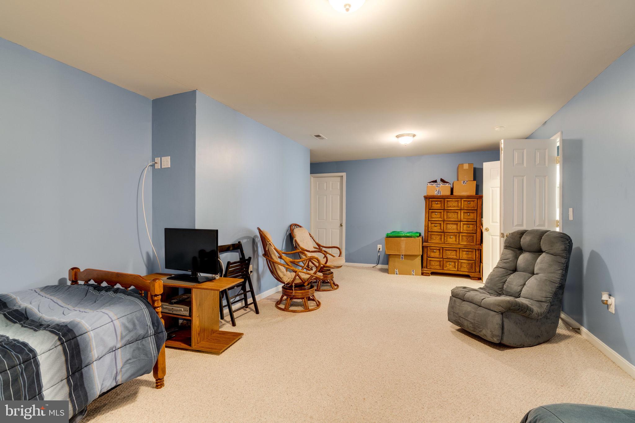 WAYSIDE VILLAGE - Residential