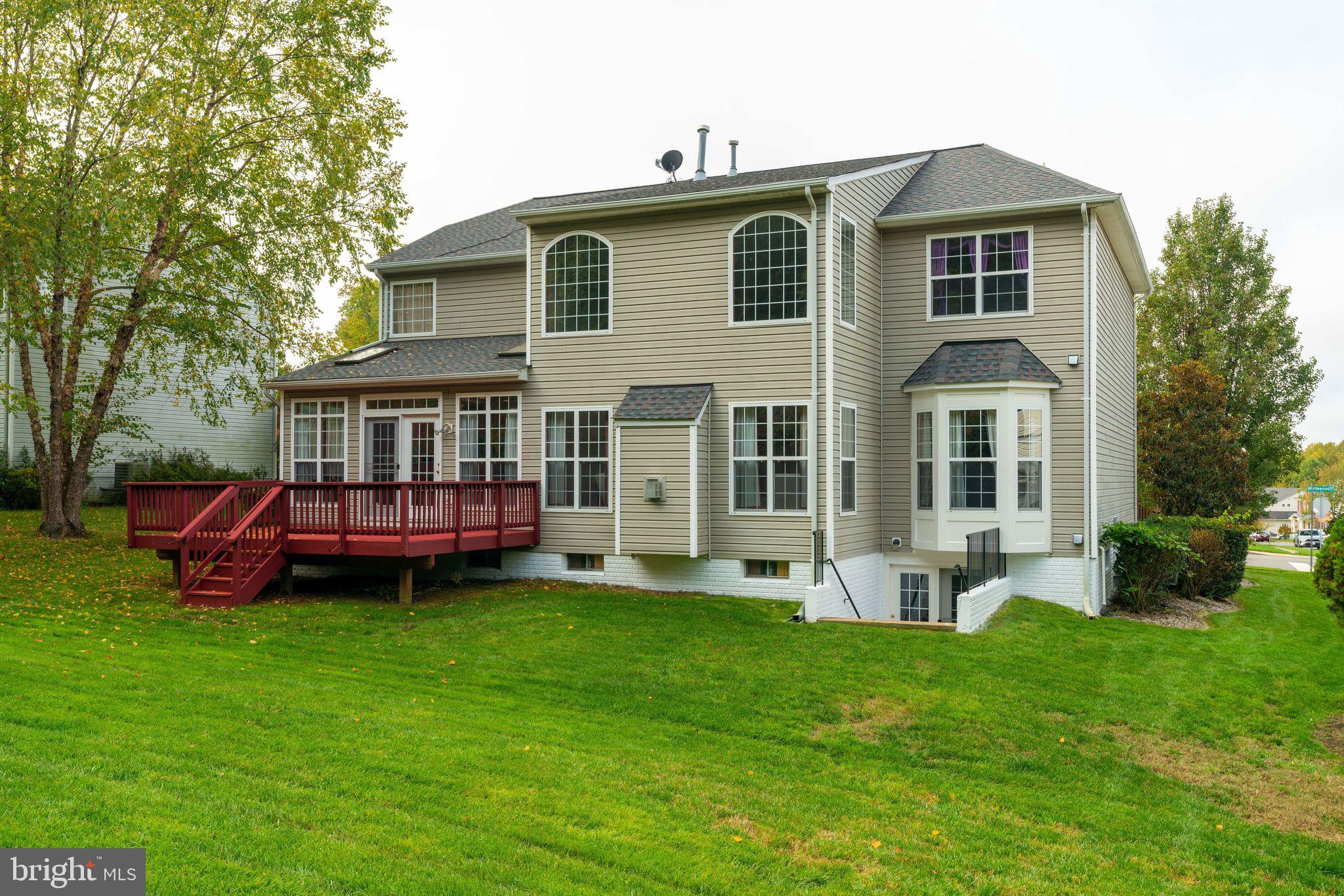 WAYSIDE VILLAGE - Residential