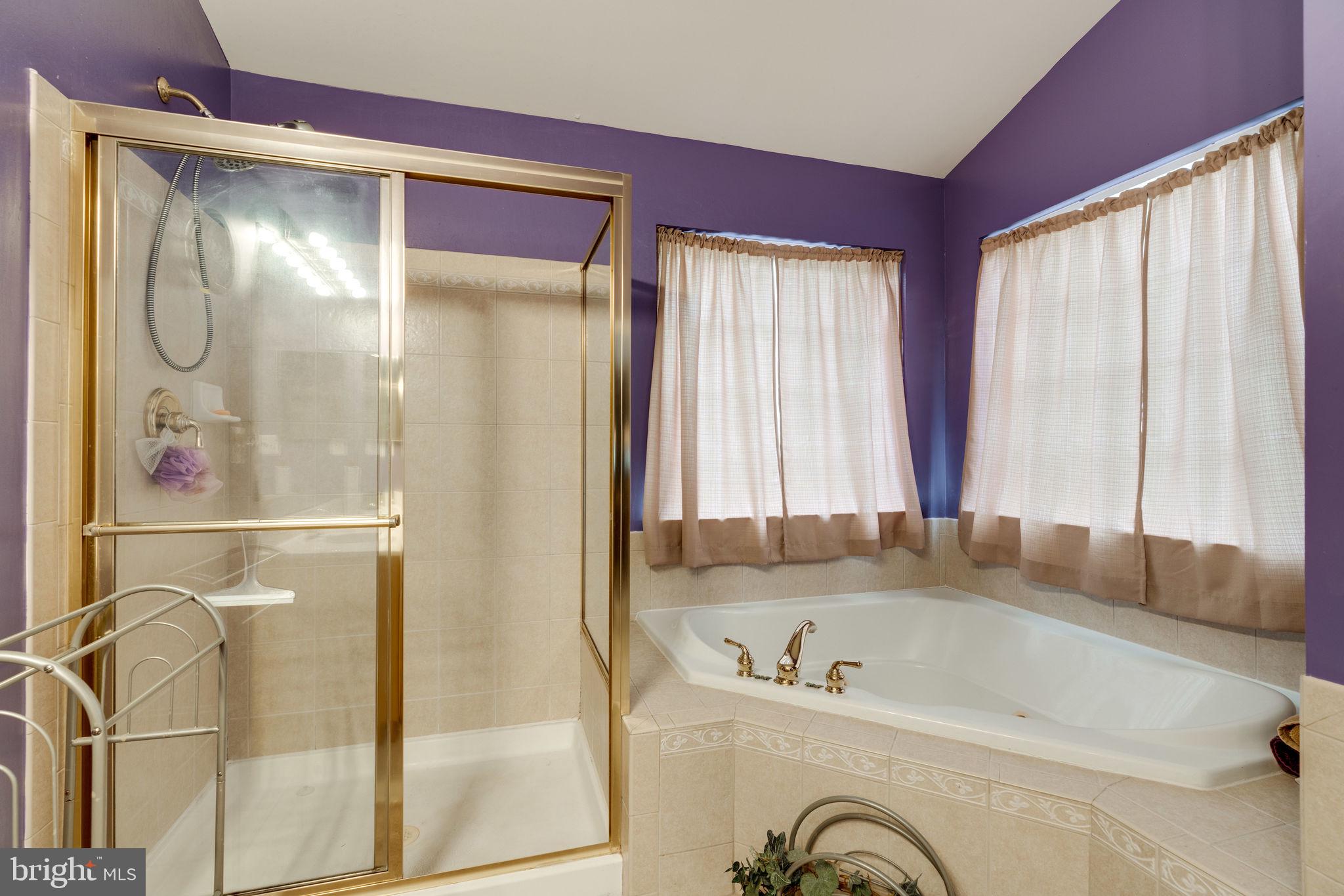 WAYSIDE VILLAGE - Residential