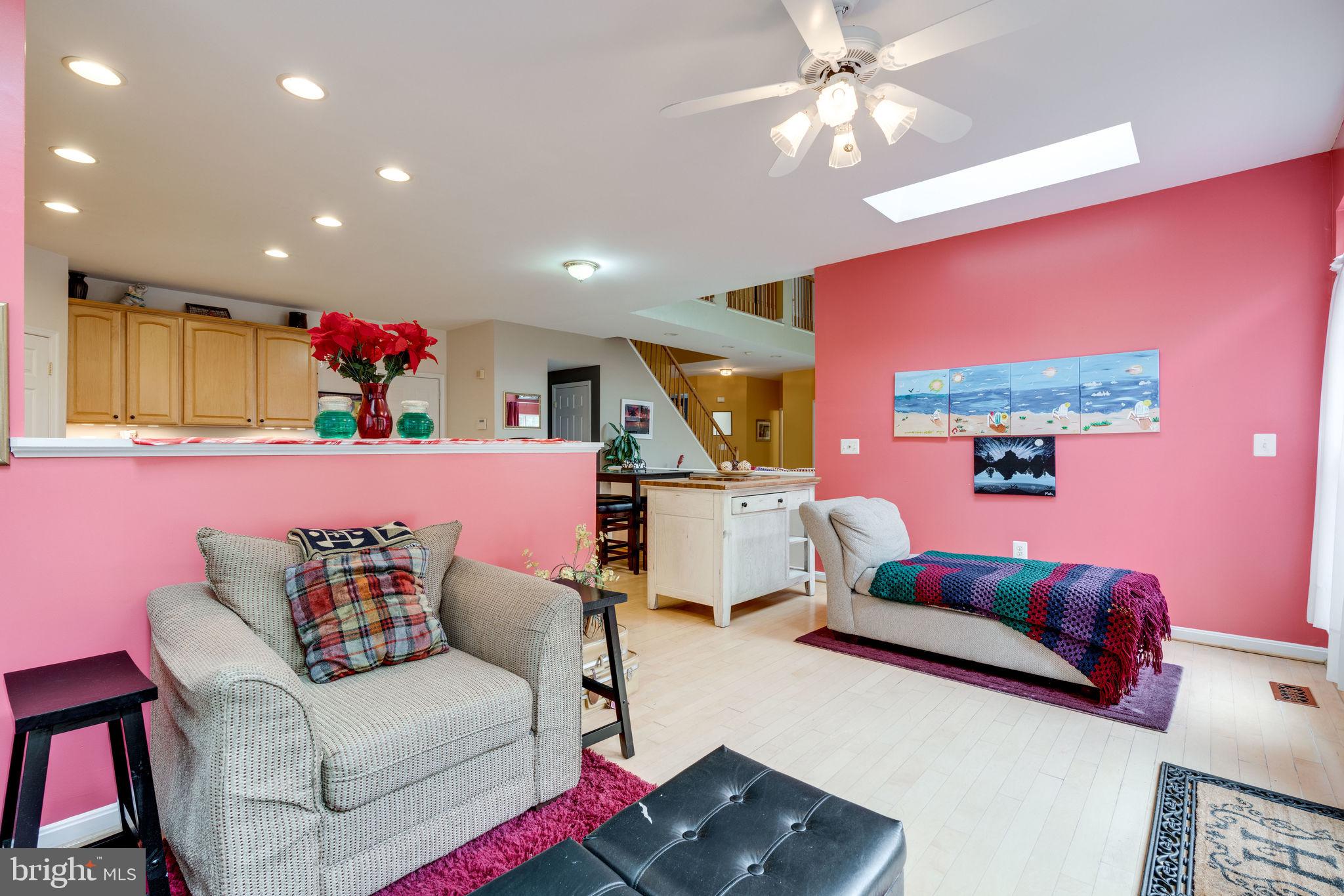 WAYSIDE VILLAGE - Residential