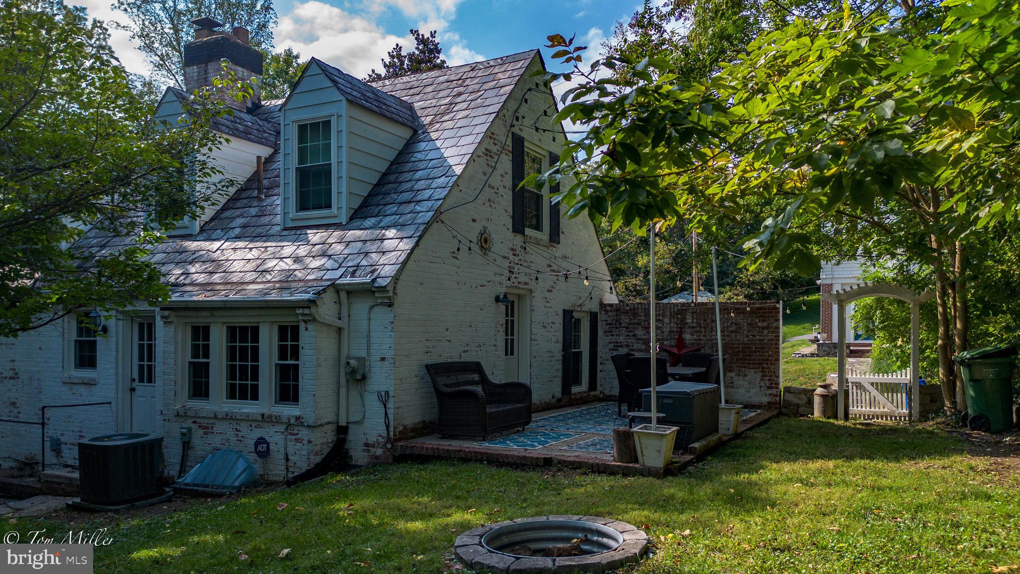 MOUNT WASHINGTON - Residential