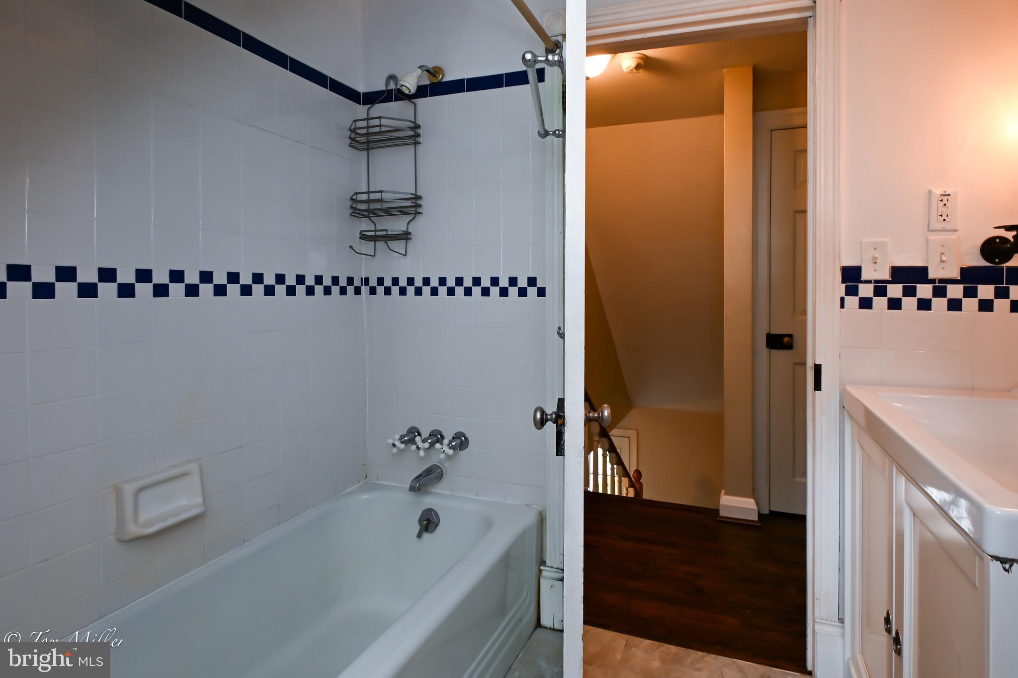 MOUNT WASHINGTON - Residential