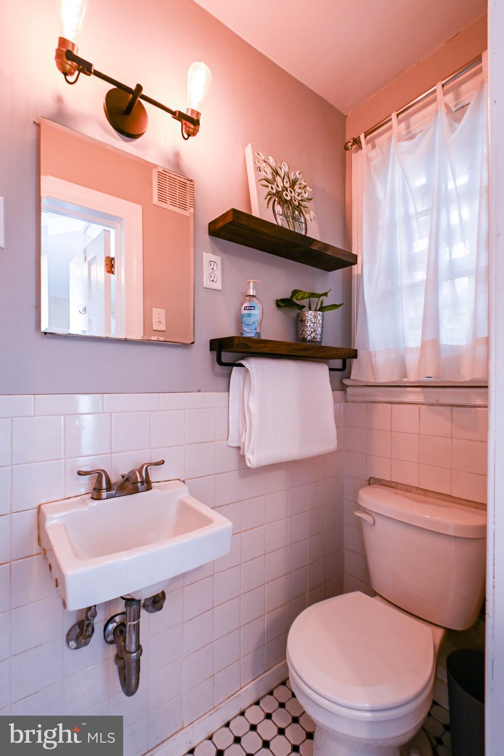 MOUNT WASHINGTON - Residential