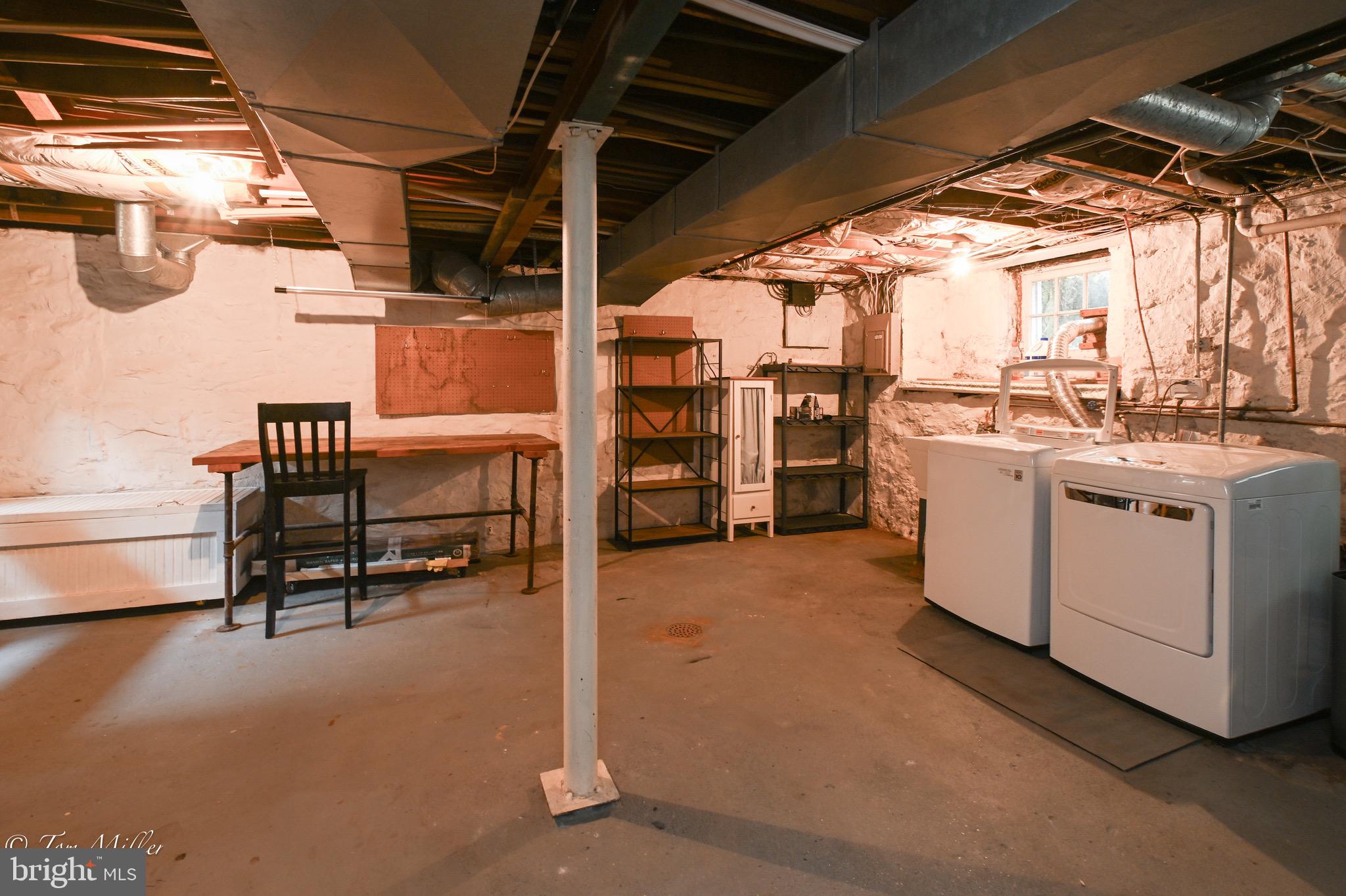 MOUNT WASHINGTON - Residential