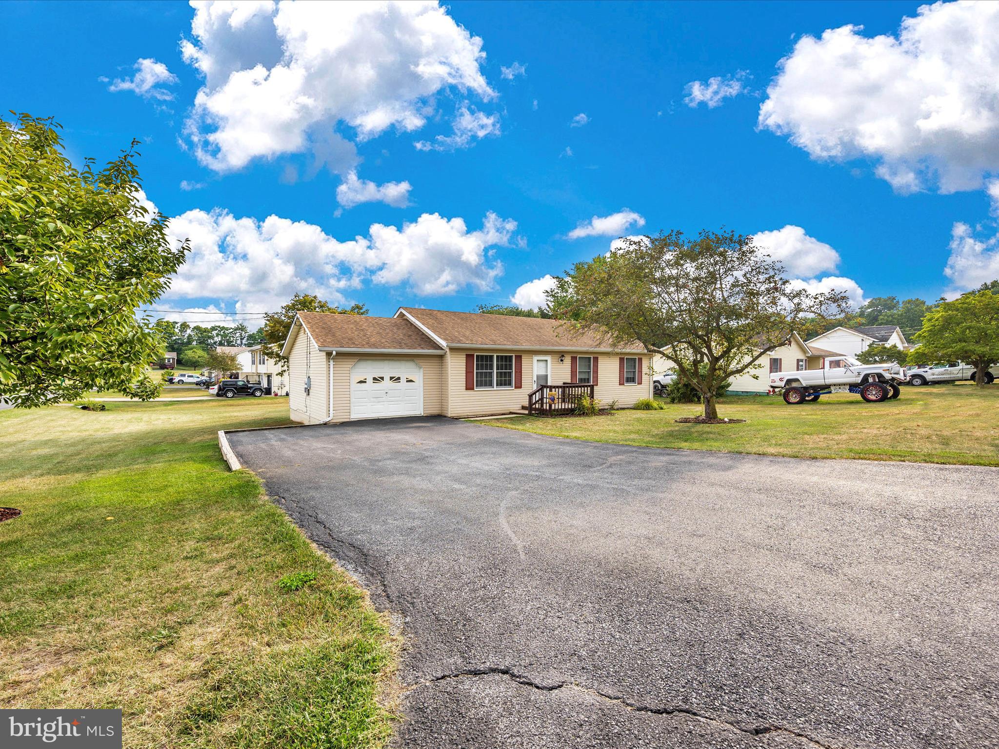 SYLVAN GROVE - Residential