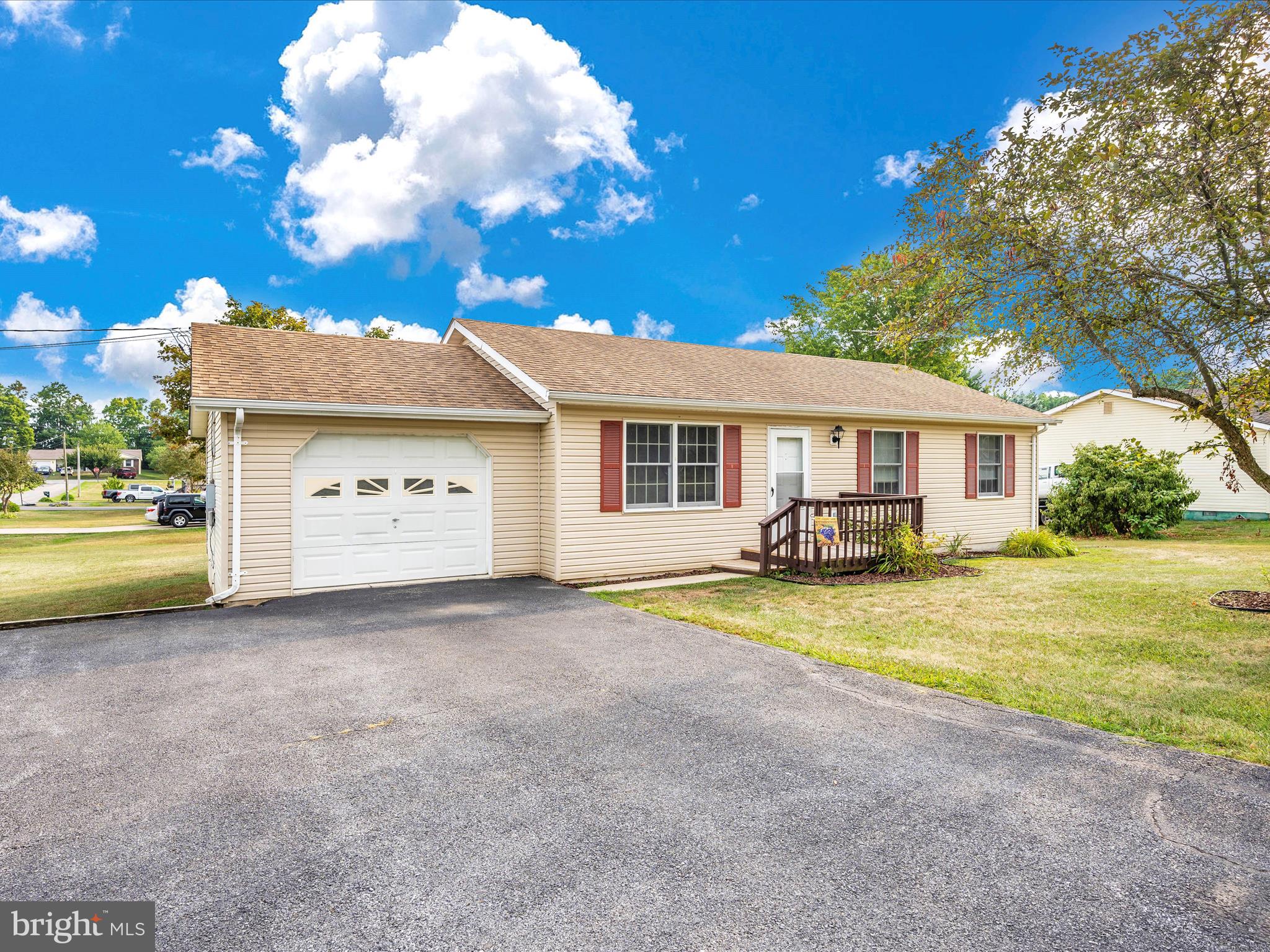 SYLVAN GROVE - Residential