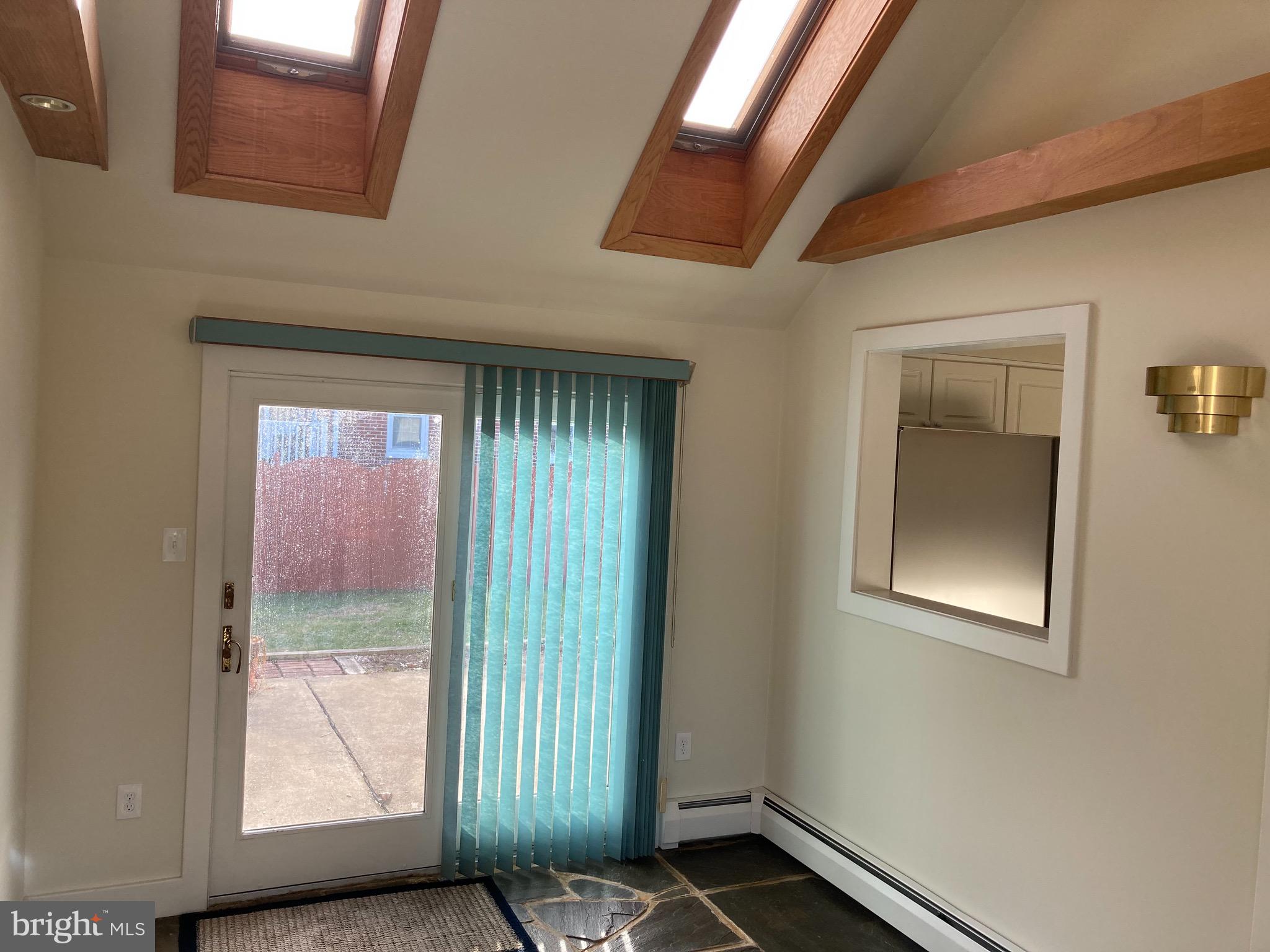 HIGHLAND PARK - Residential Lease