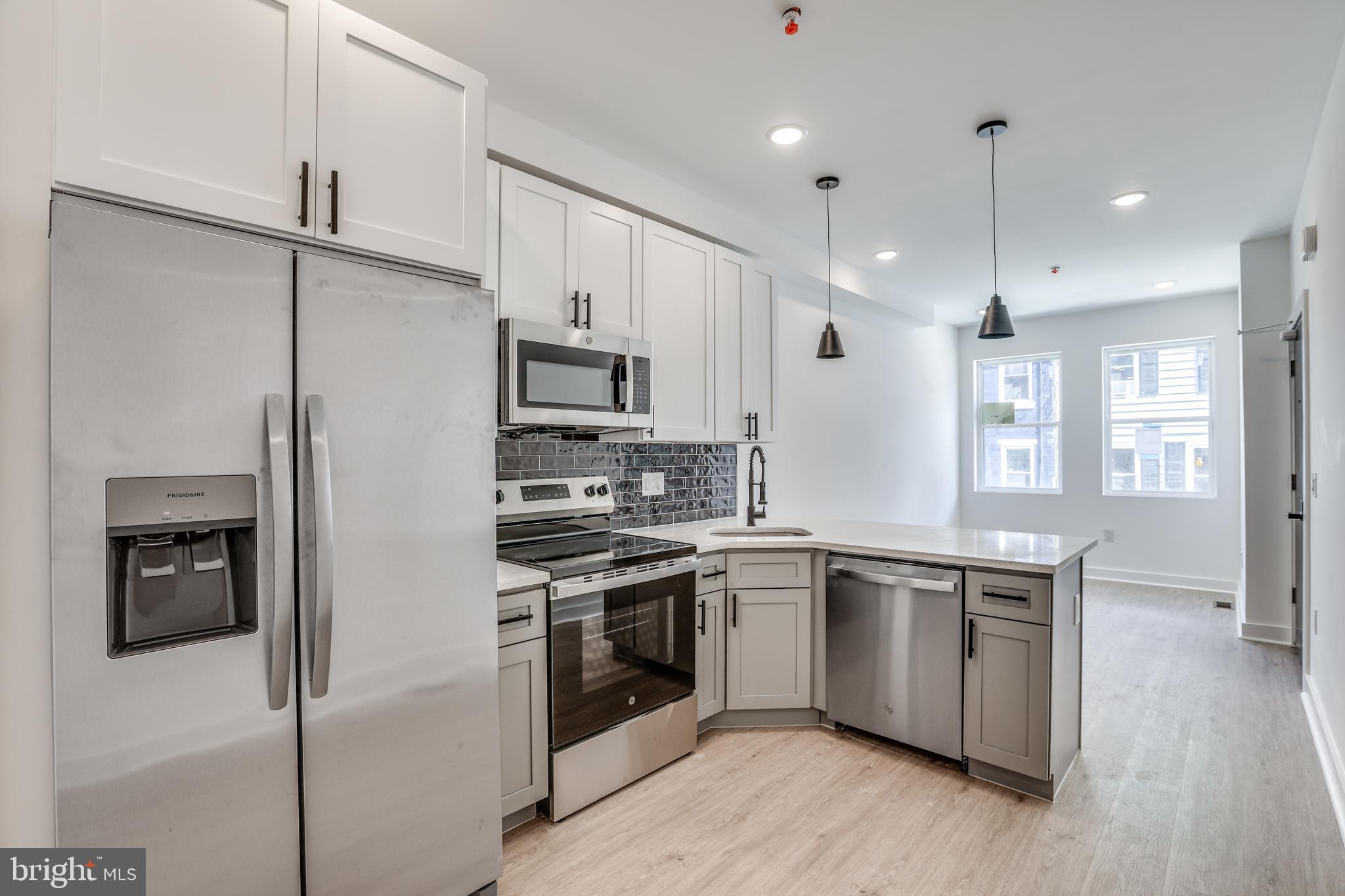 TEMPLE UNIVERSITY - Residential Lease