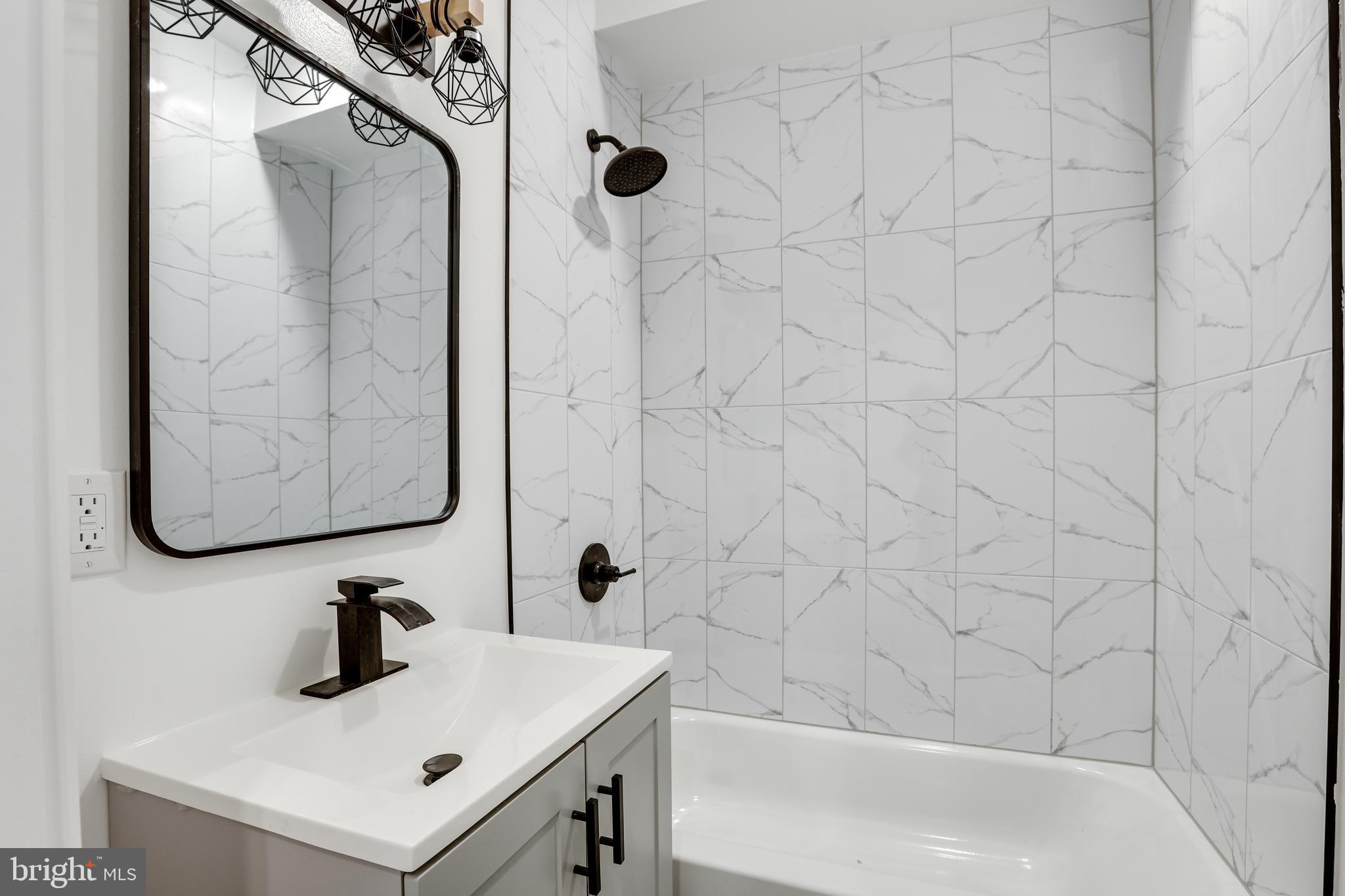 TEMPLE UNIVERSITY - Residential Lease