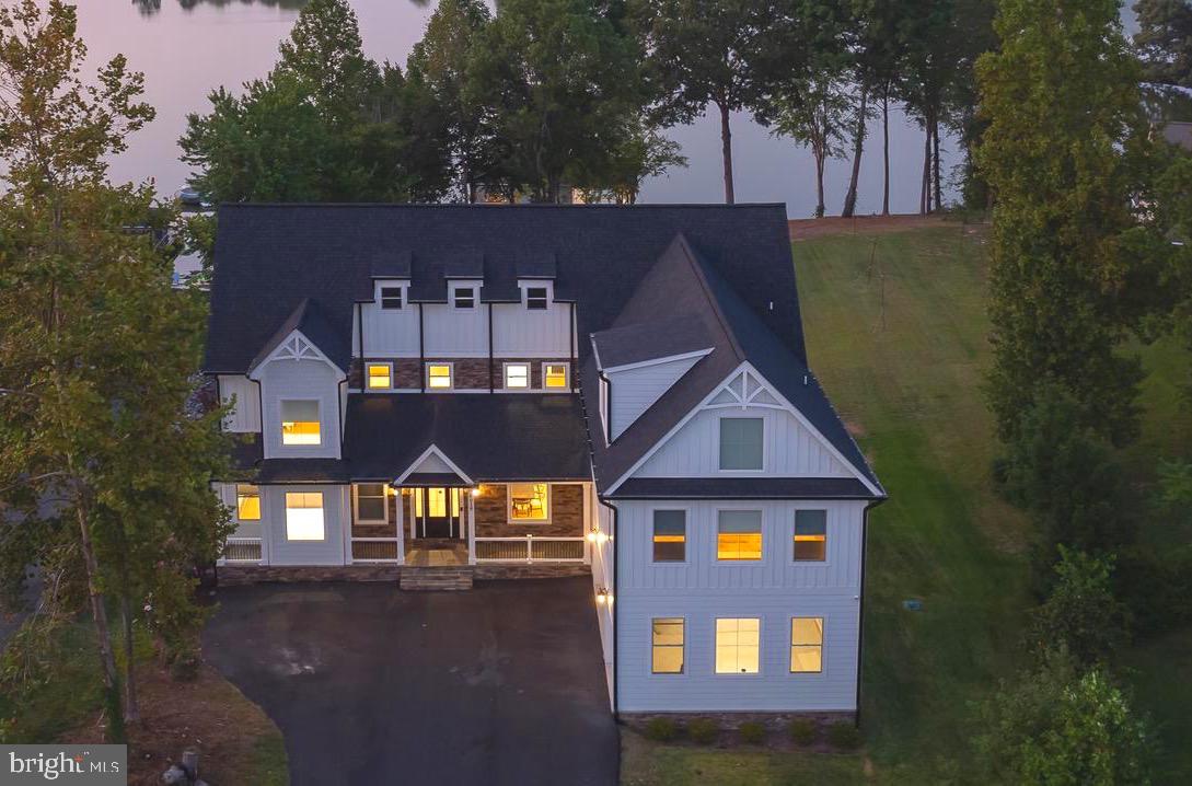 SUMMERVIEW POINT - Residential