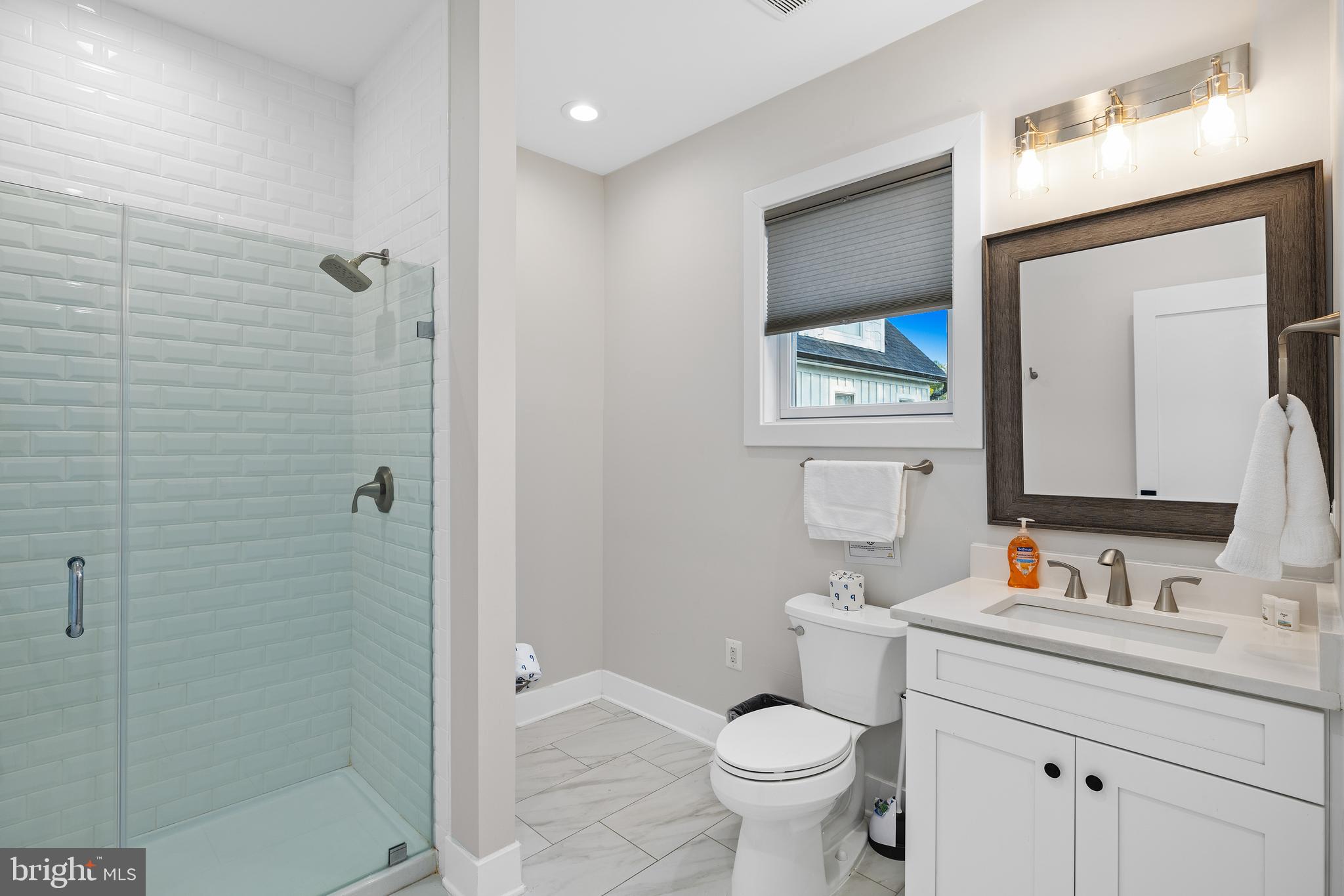 SUMMERVIEW POINT - Residential