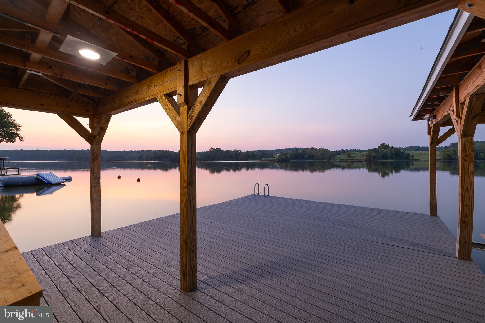 SUMMERVIEW POINT - Residential