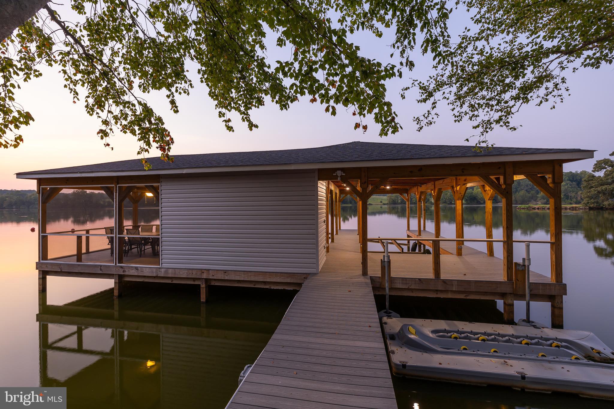 SUMMERVIEW POINT - Residential