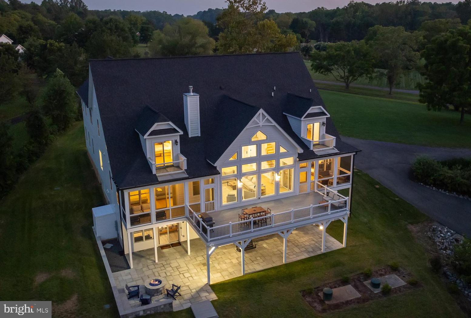 SUMMERVIEW POINT - Residential