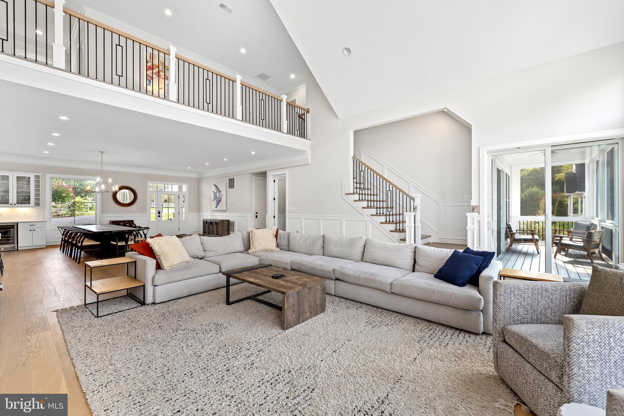 SUMMERVIEW POINT - Residential