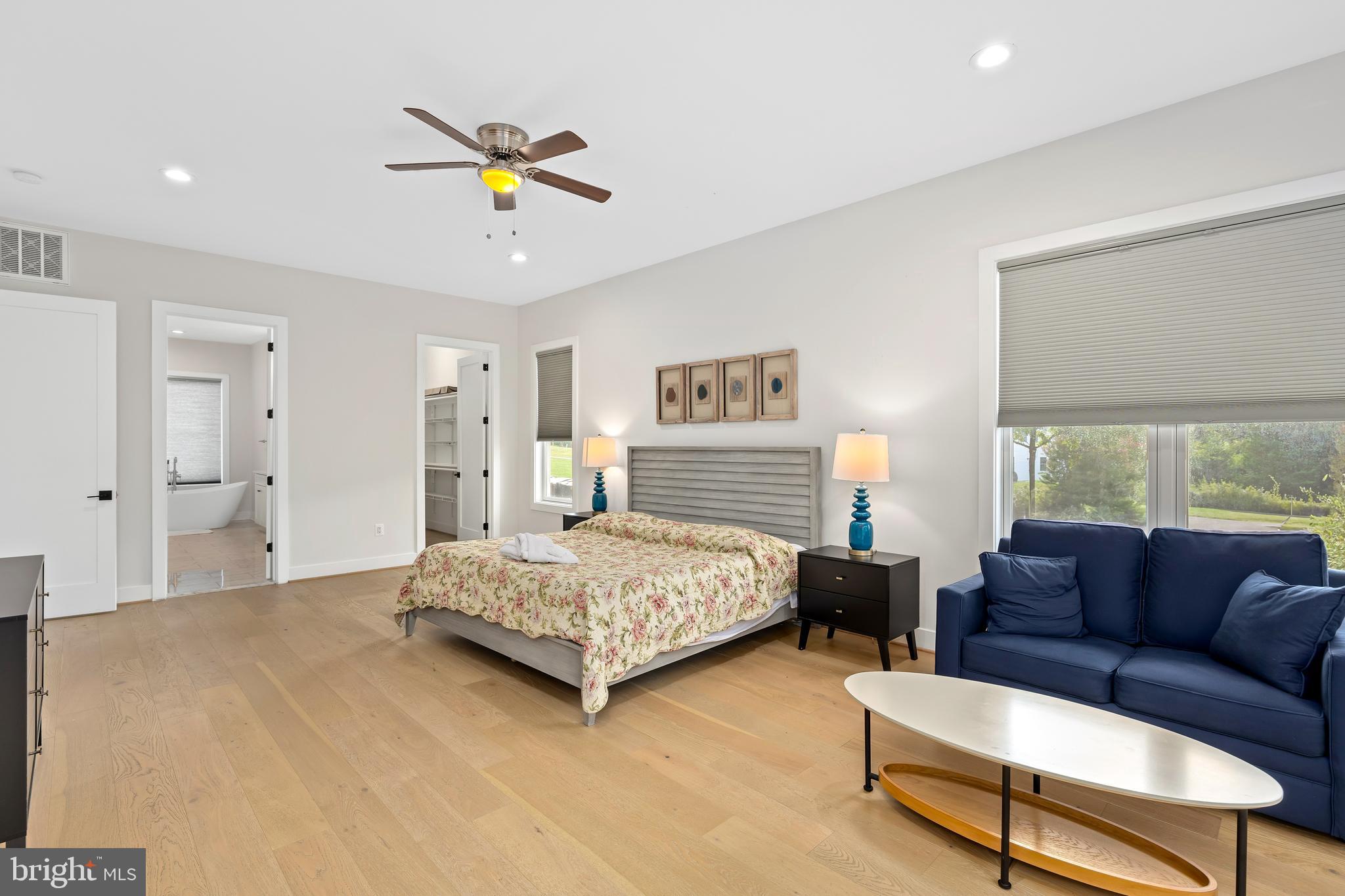 SUMMERVIEW POINT - Residential