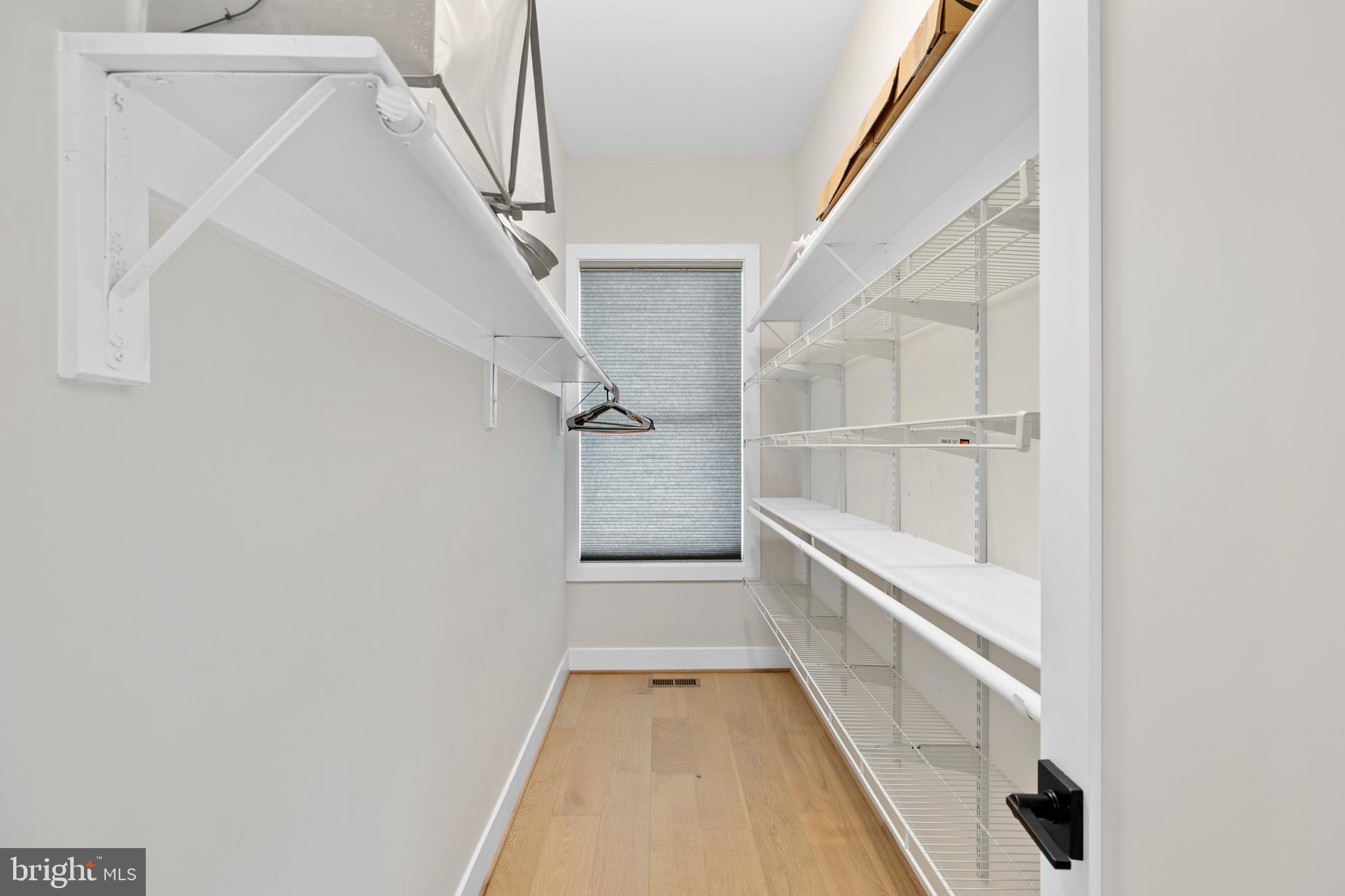 SUMMERVIEW POINT - Residential