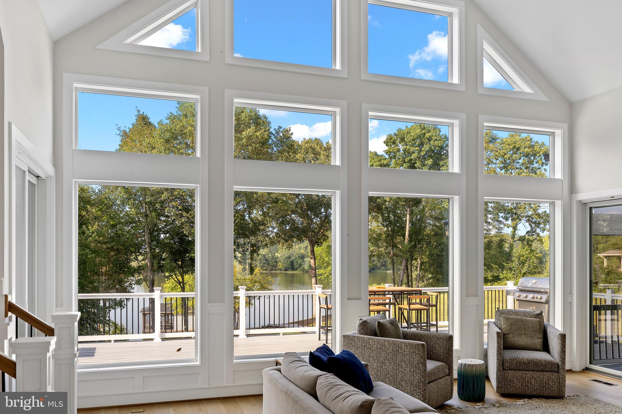 SUMMERVIEW POINT - Residential