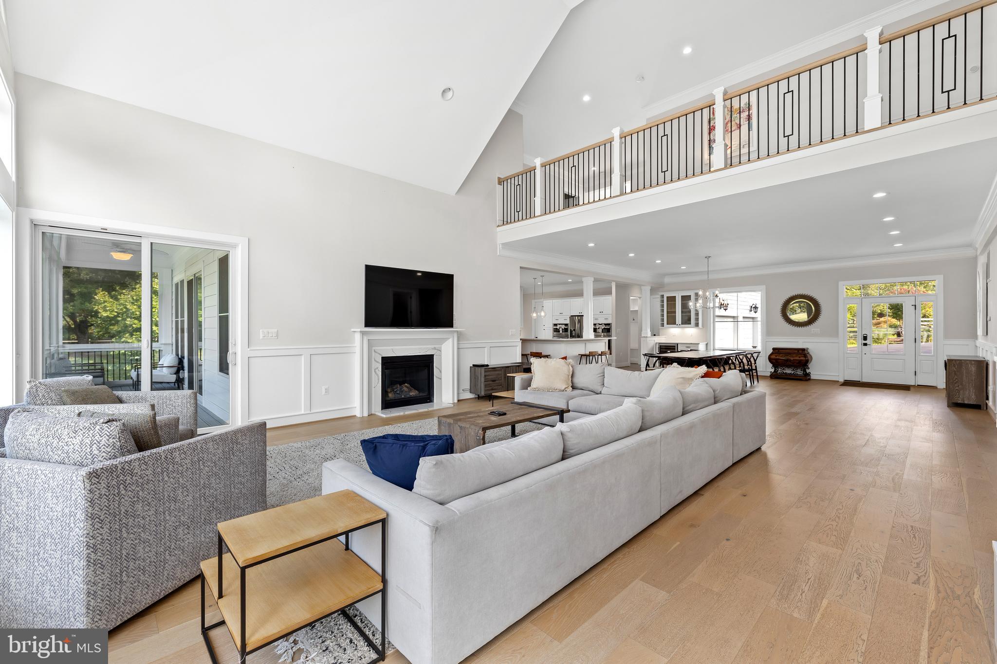 SUMMERVIEW POINT - Residential