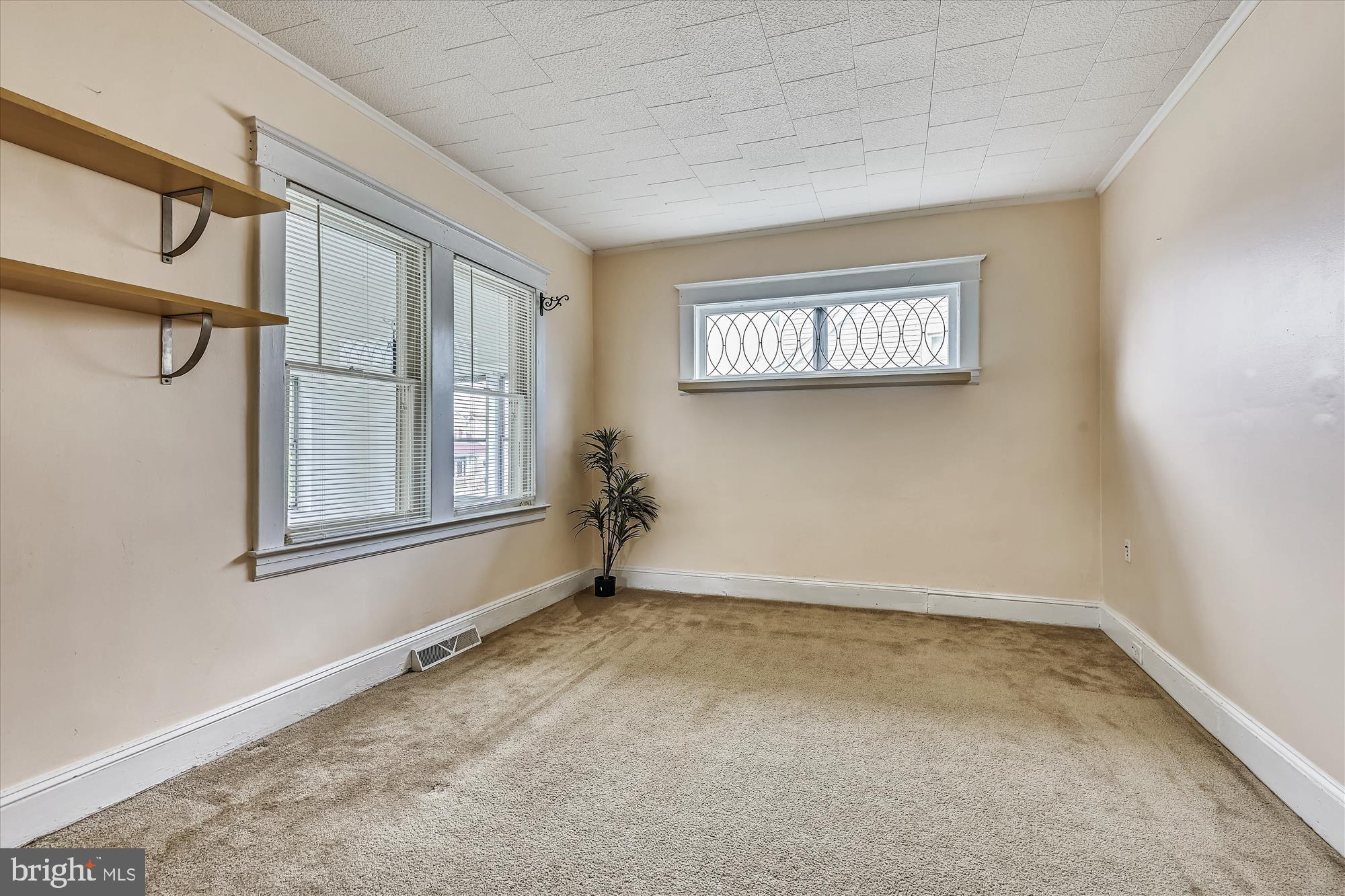 LORRAINE PARK - Residential