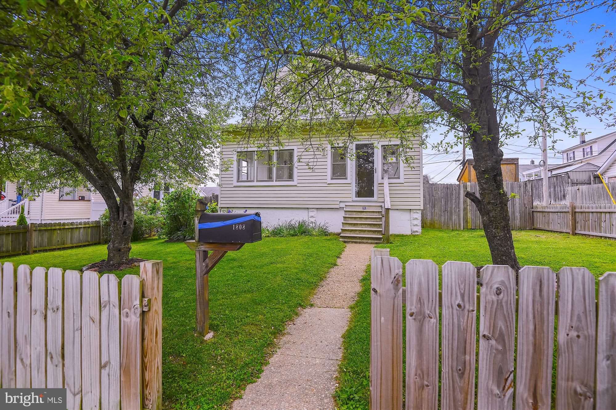 LORRAINE PARK - Residential