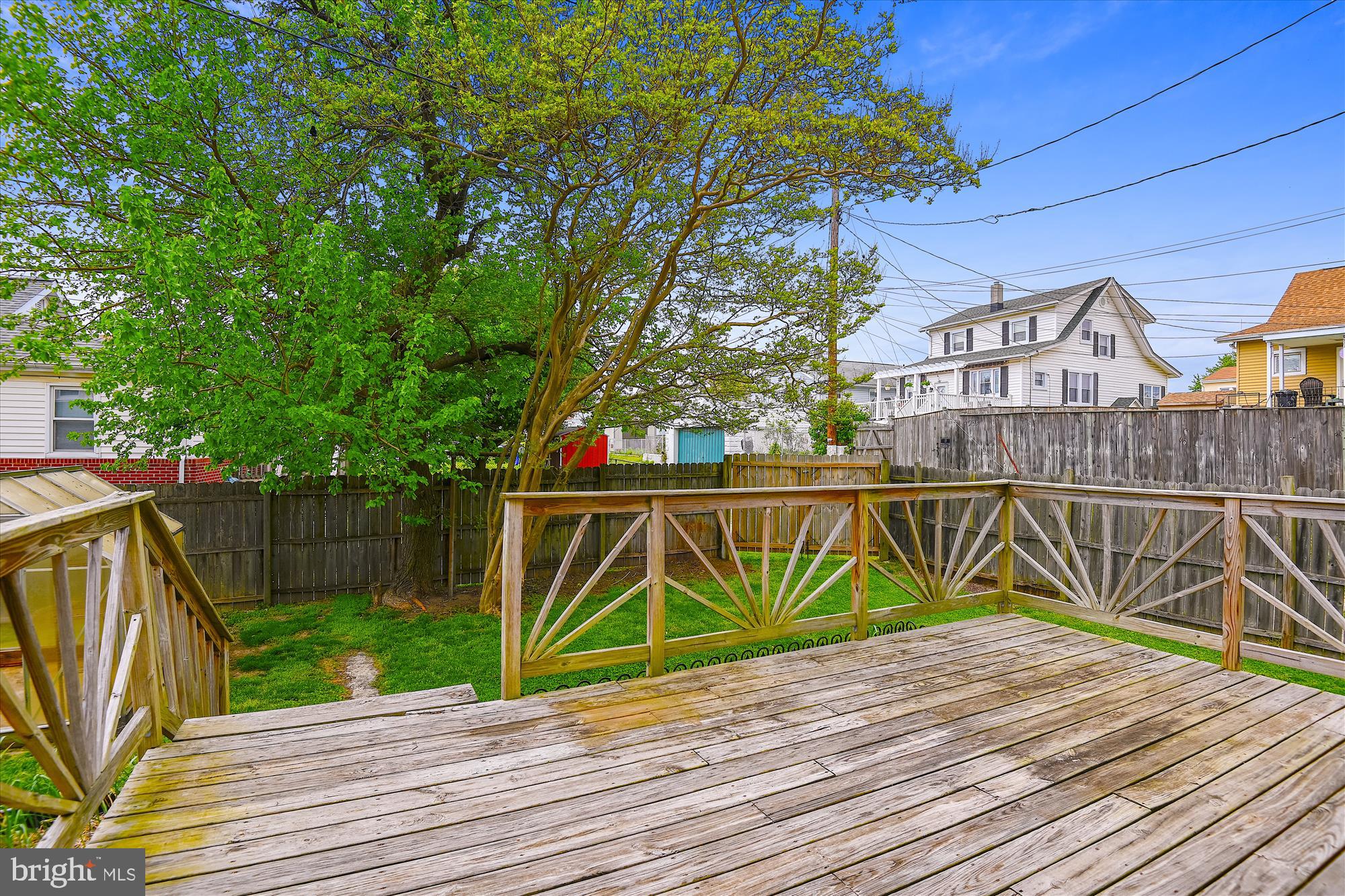 LORRAINE PARK - Residential