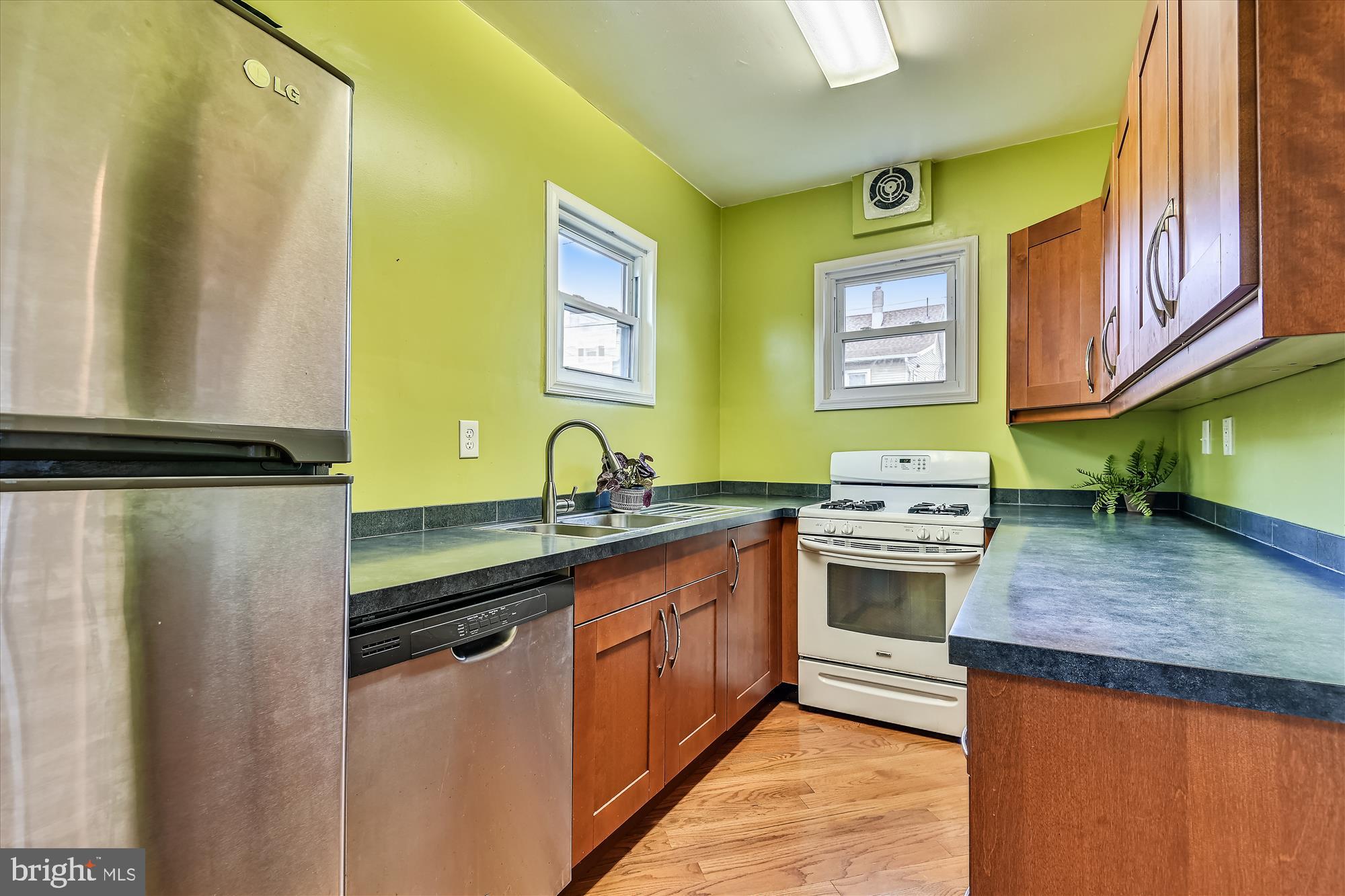 LORRAINE PARK - Residential