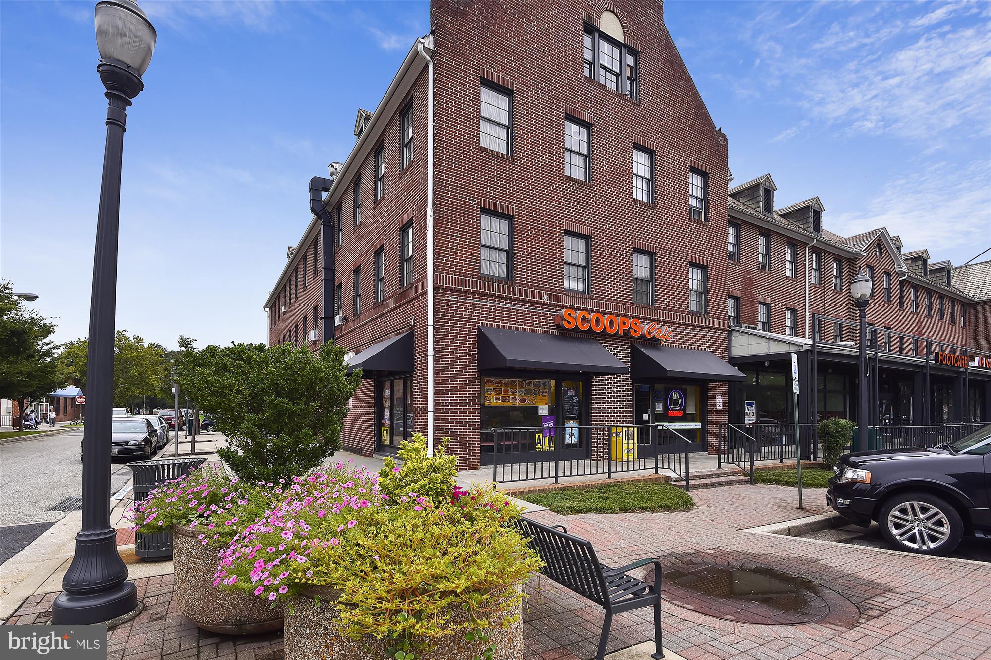 LORRAINE PARK - Residential